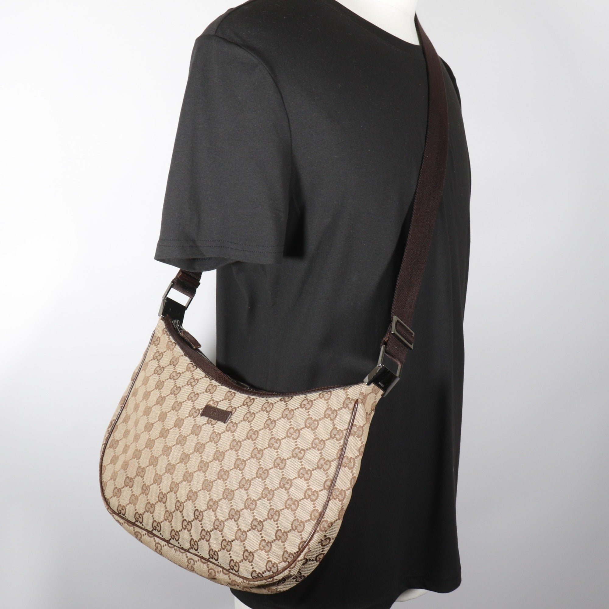 Gucci Brown Gg Canvas Shoulder Bag (Pre-Owned)