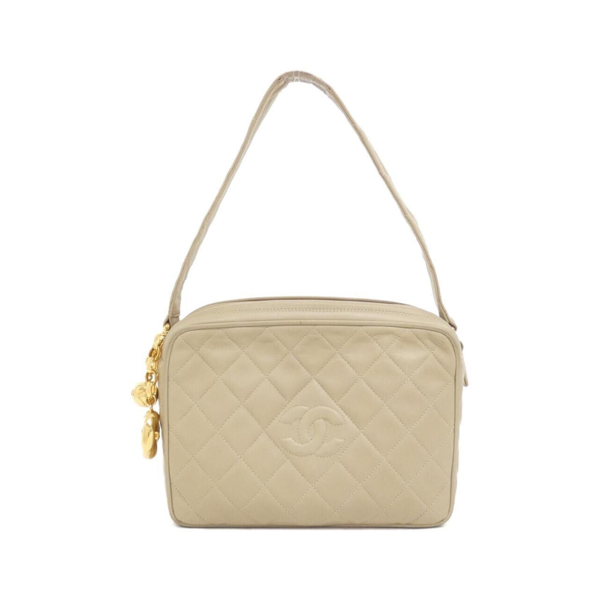 Chanel Beige Leather Handbag (Pre-Owned)