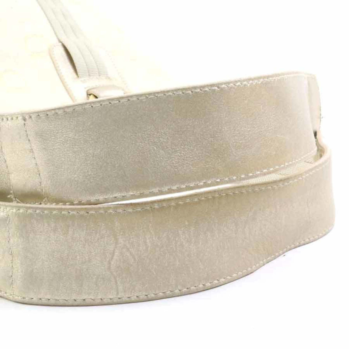 Salvatore Ferragamo Light Beige Canvas Leather Shoulder Bag (Pre-Owned)