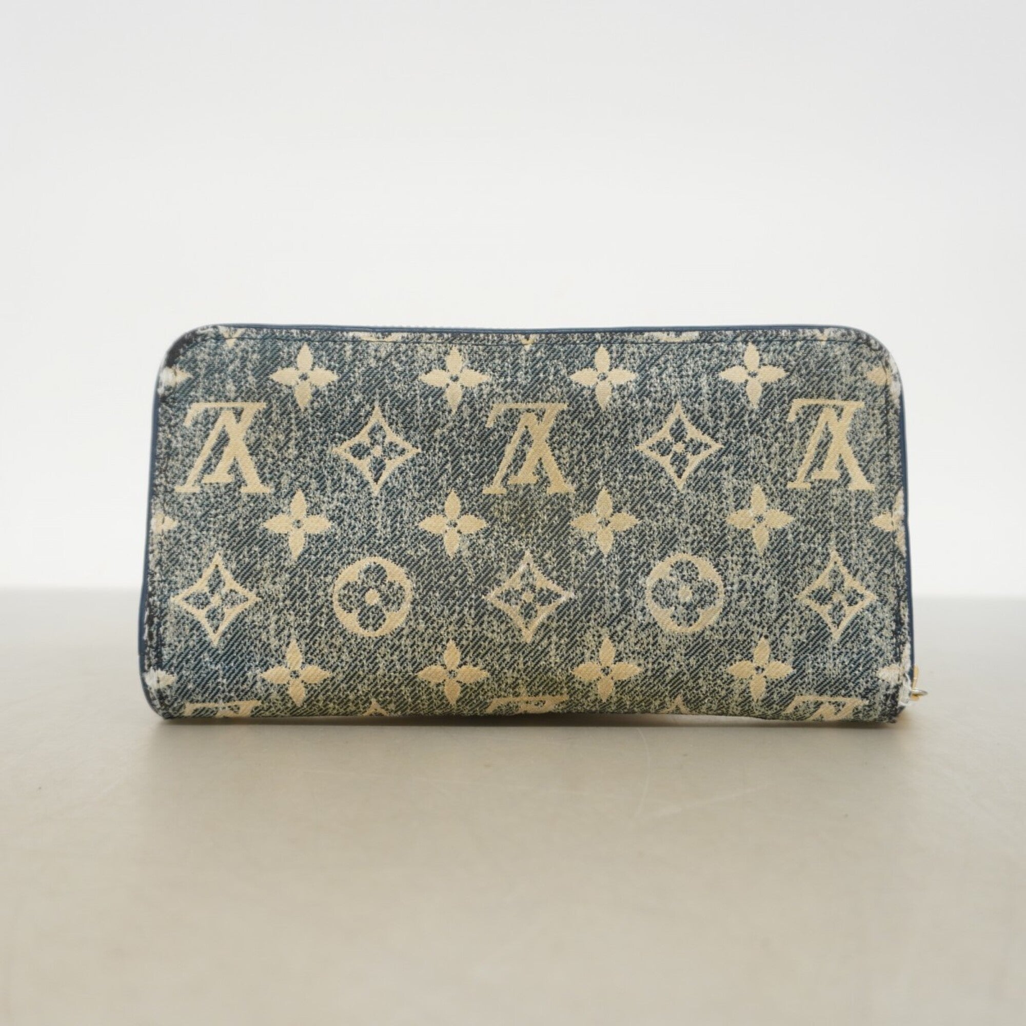 Louis Vuitton Blue Long Wallet (Bi-Fold) (Pre-Owned)