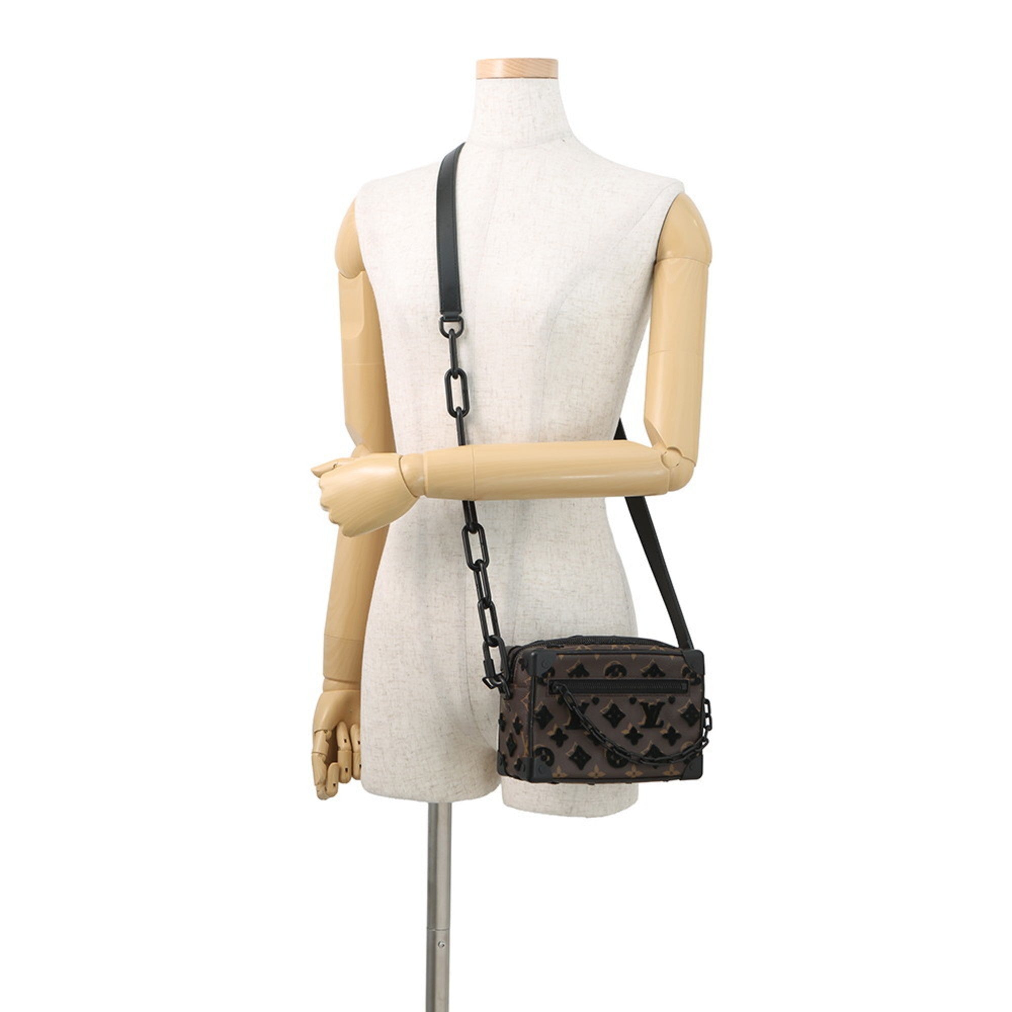 Louis Vuitton Monogram Tuffetage Black Monogram Noir Monogram Handbag Shoulder Bag (Pre-Owned)