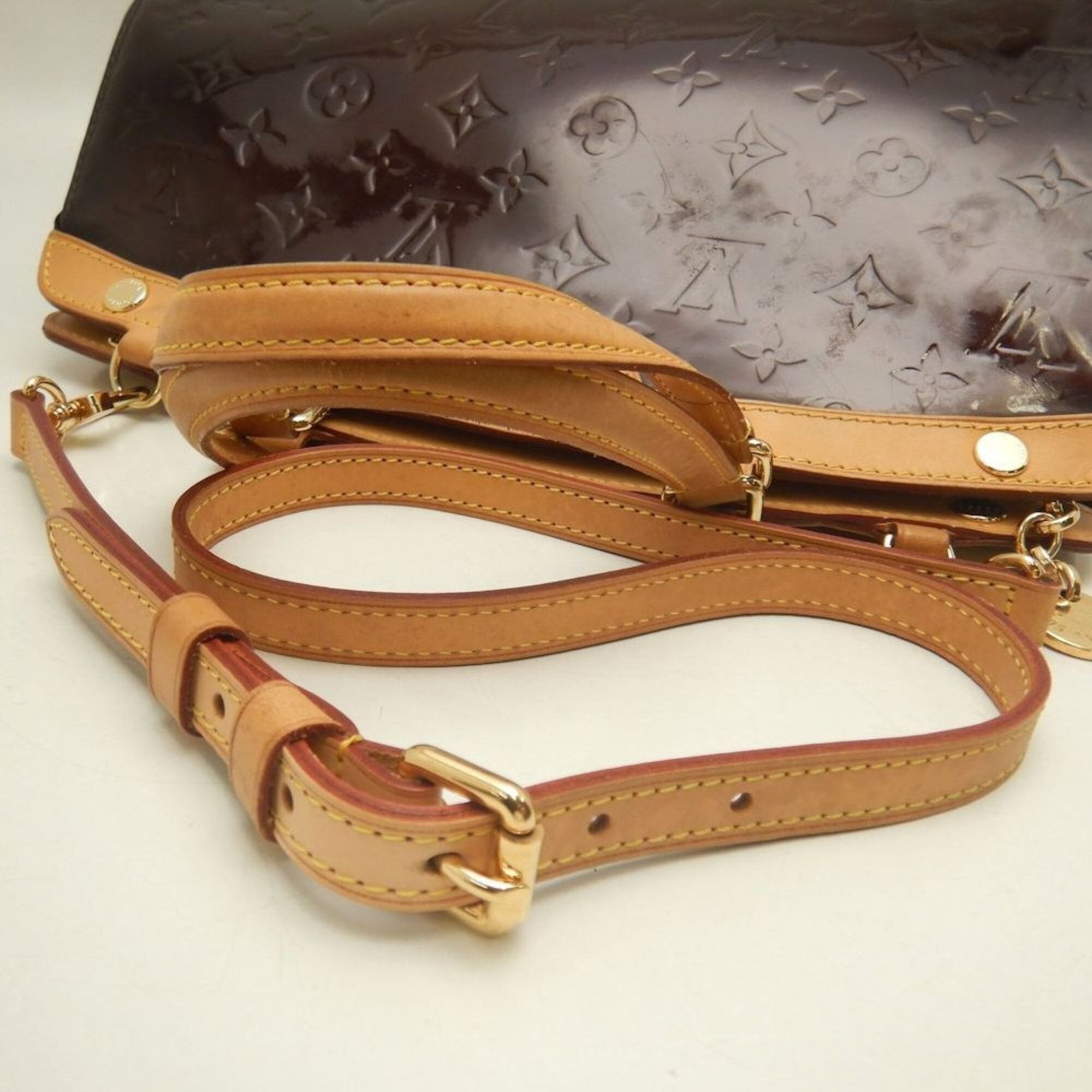 Louis Vuitton Monogram Vernis Amarante Monogram Vernis Handbag (Pre-Owned)