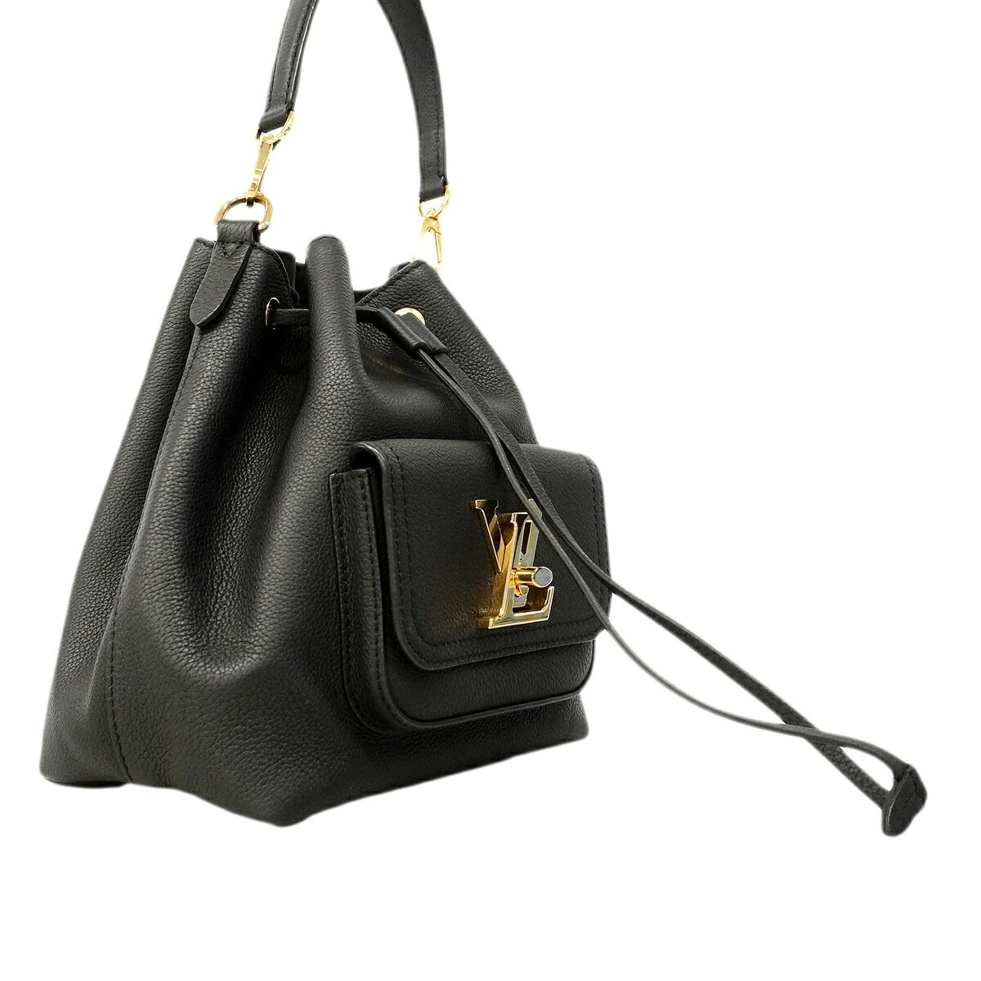 Louis Vuitton Noir Handbag (Pre-Owned)