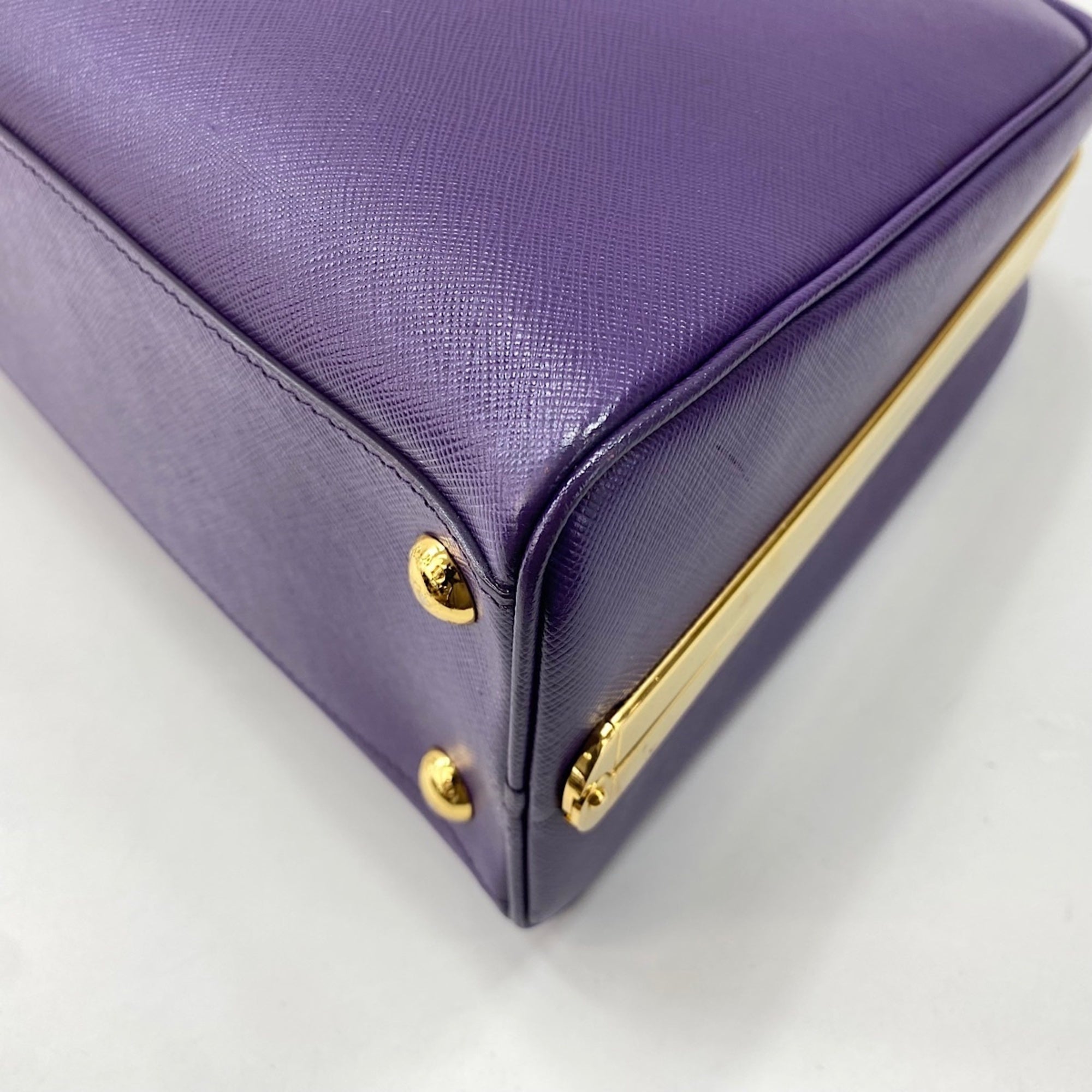 Prada Purple Handbag (Pre-Owned)