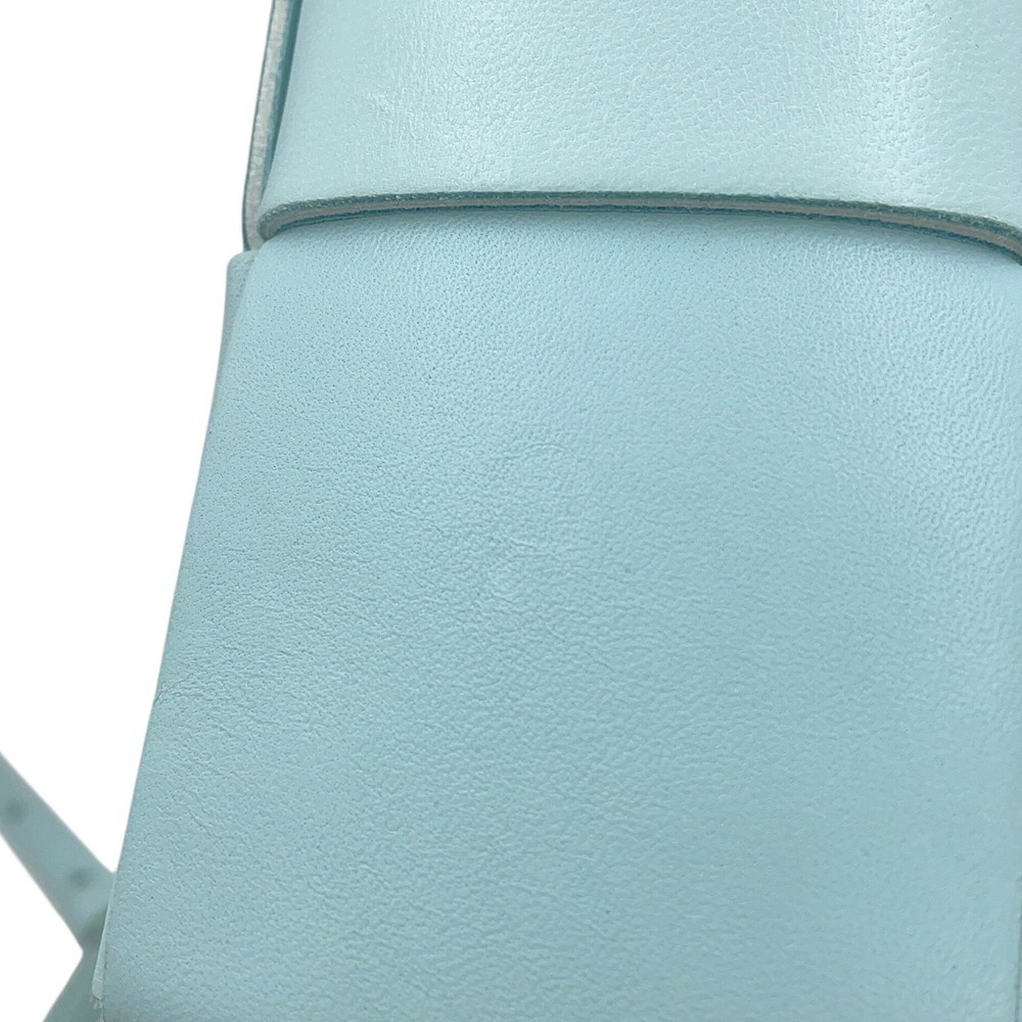 Bottega Veneta Light Blue Leather Handbag (Pre-Owned)