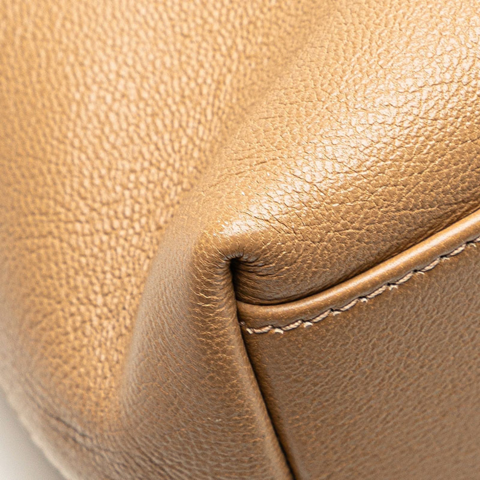 Gucci Beige Leather Handbag Shoulder Bag (Pre-Owned)