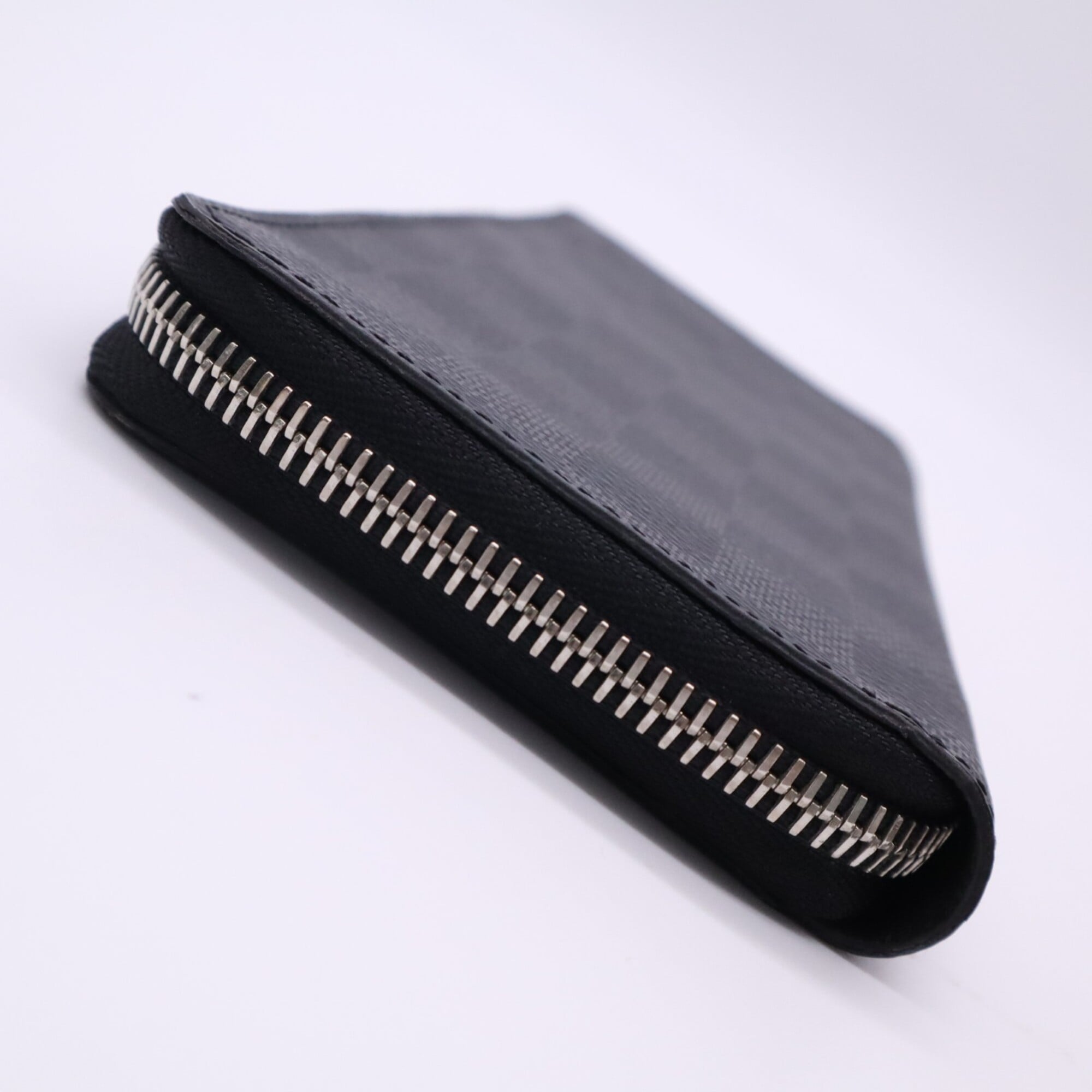 Louis Vuitton Damier Graphite Black Gray Coated Canvas Leather Long Wallet (Bi-Fold) (Pre-Owned)