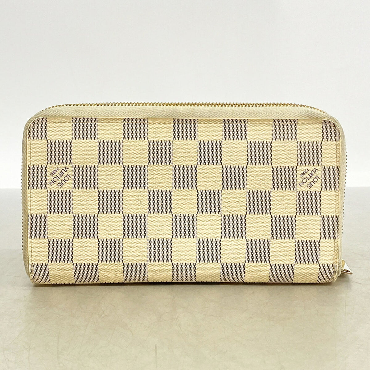 Louis Vuitton White Long Wallet (Bi-Fold) (Pre-Owned)