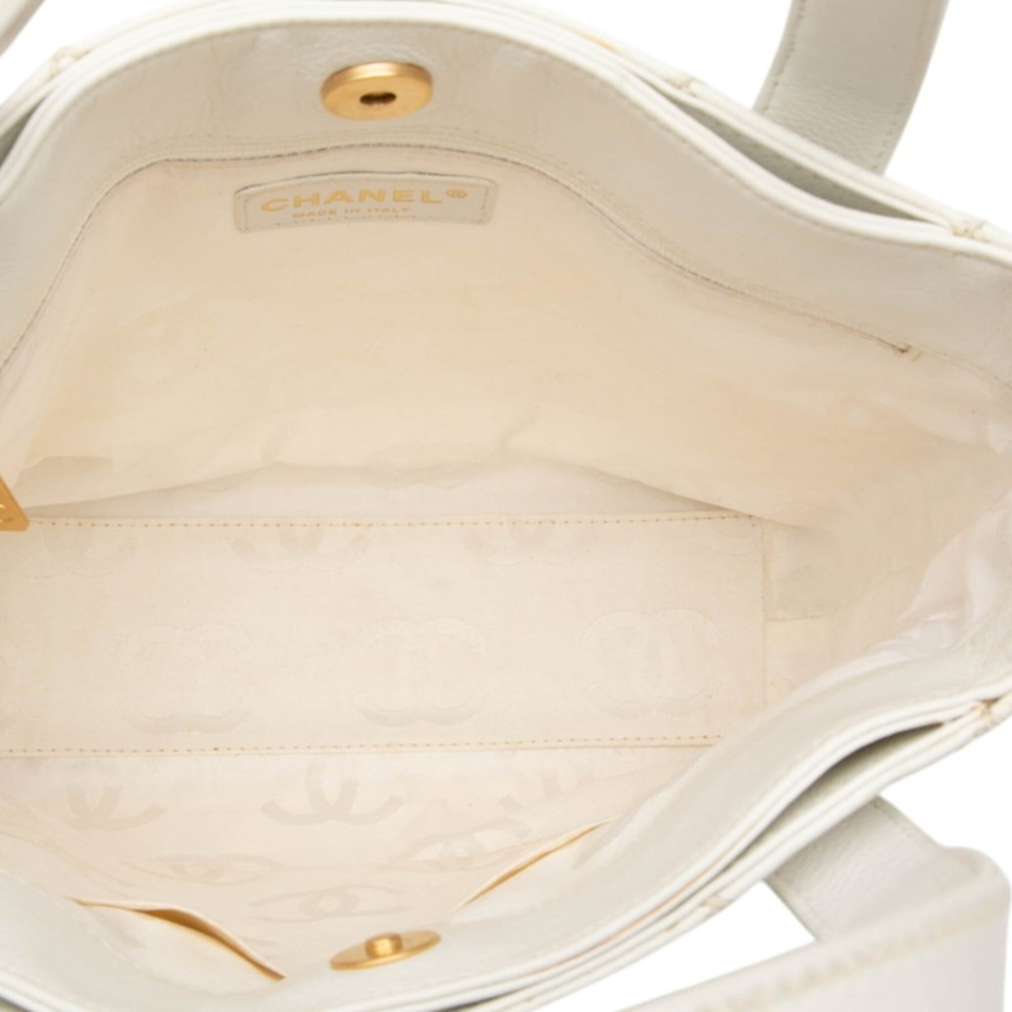 Chanel White Leather Handbag Tote Bag (Pre-Owned)