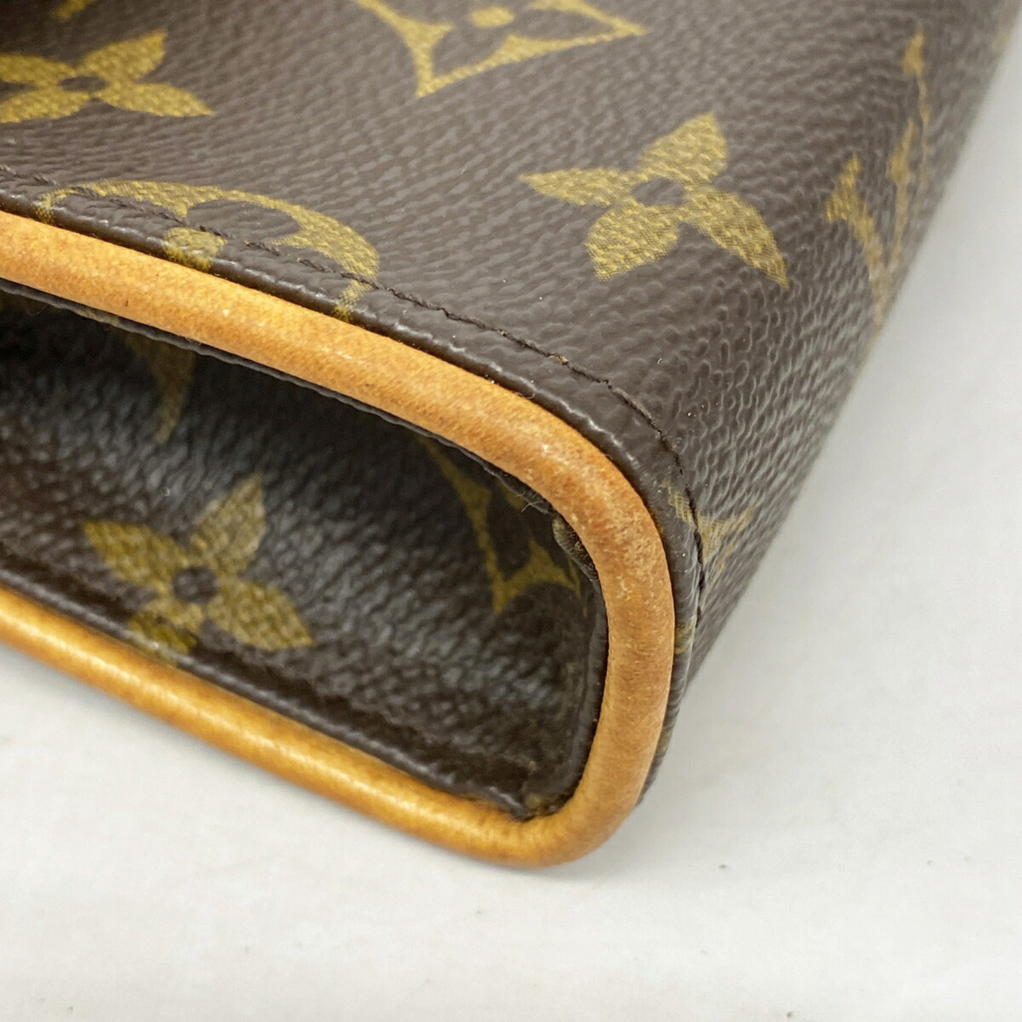 Louis Vuitton Brown Fanny Pack (Pre-Owned)