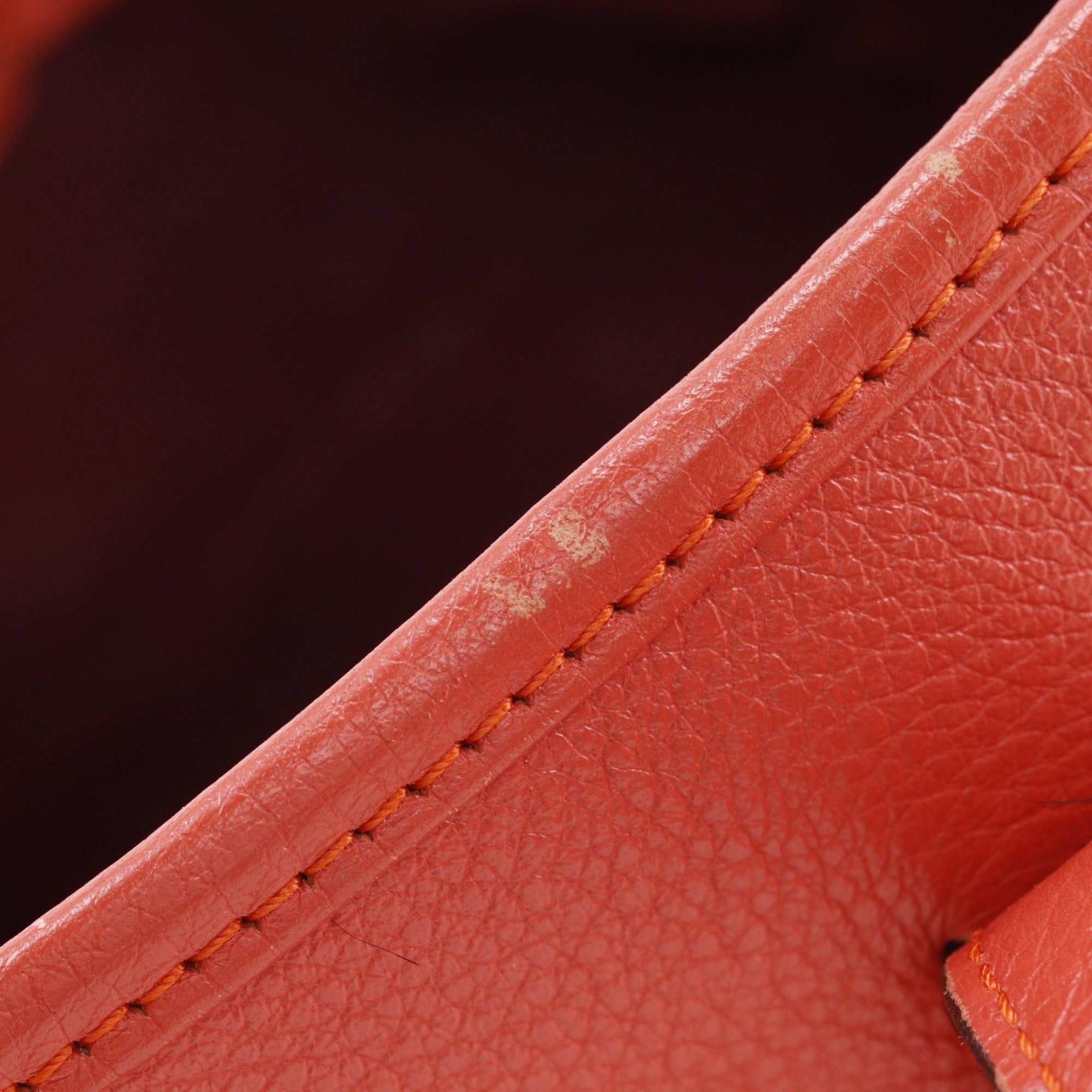 Loewe Red Color Leather Tote Bag (Pre-Owned)
