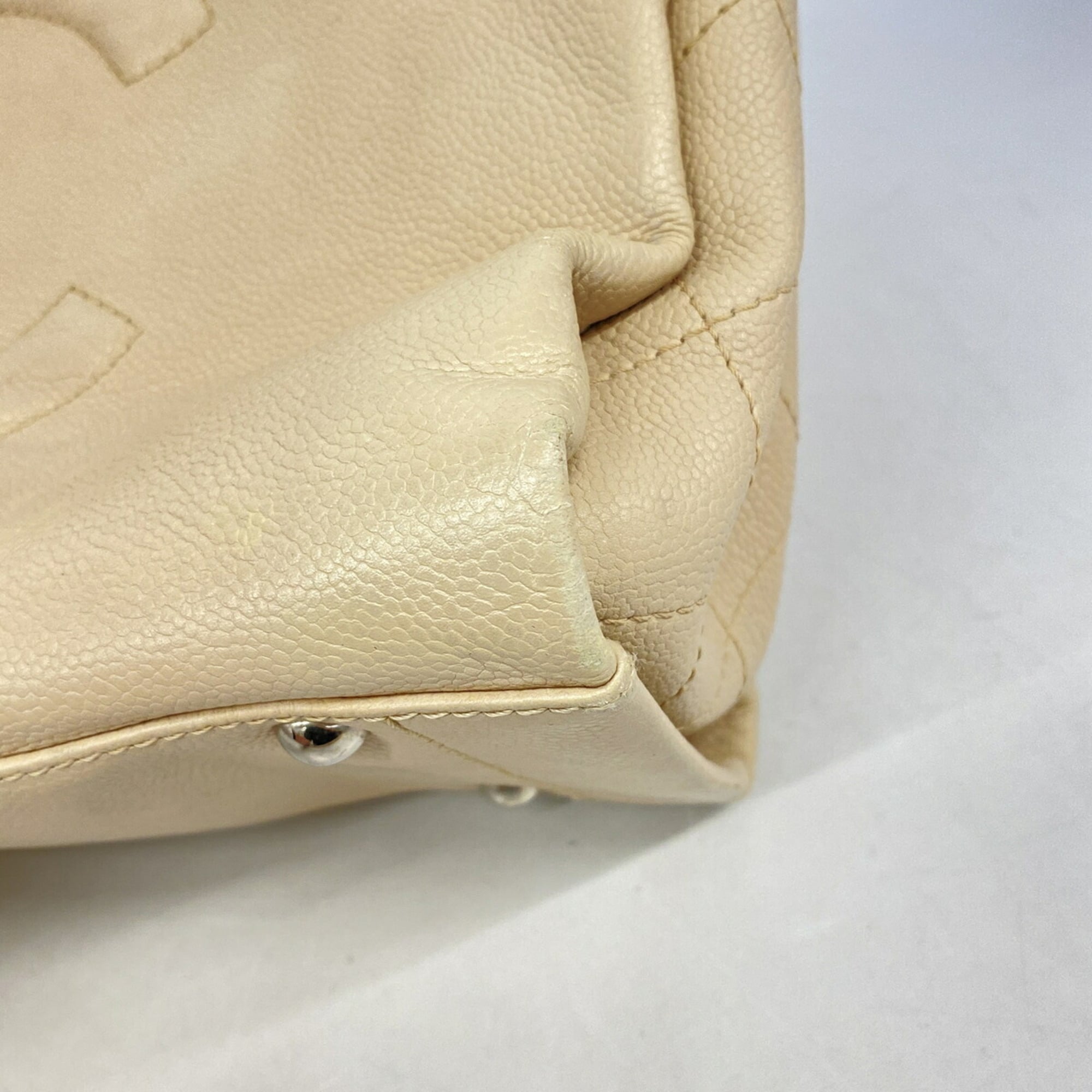 Chanel Beige Grained Calfskin Tote Bag (Pre-Owned)