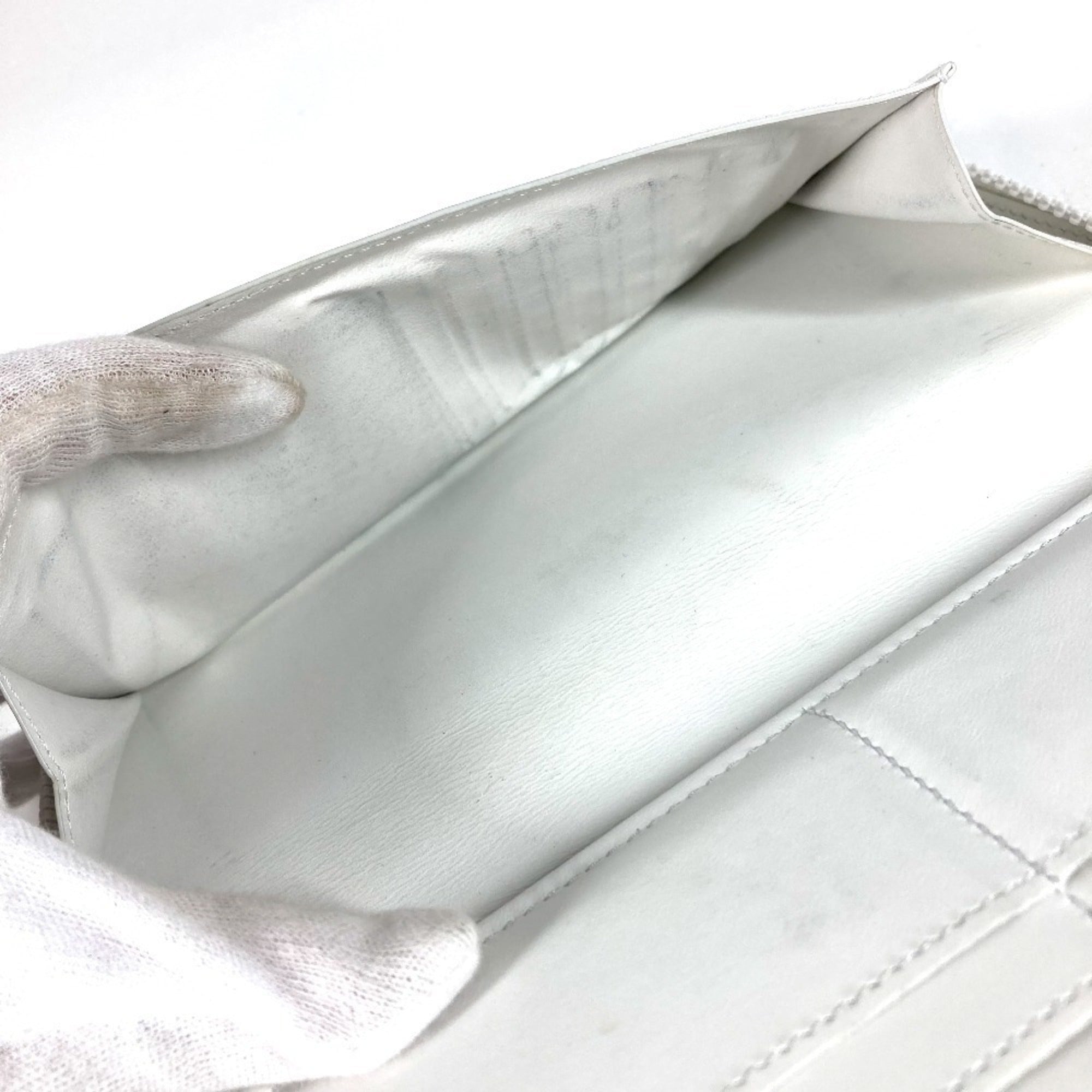 Louis Vuitton Monogram Multi-Color White Monogram Long Wallet (Bi-Fold) (Pre-Owned)