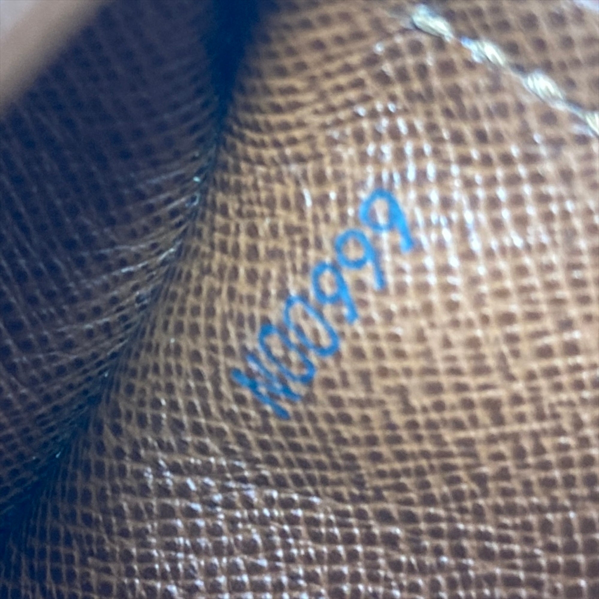 Louis Vuitton Brown Monogram Canvas Shoulder Bag (Pre-Owned)