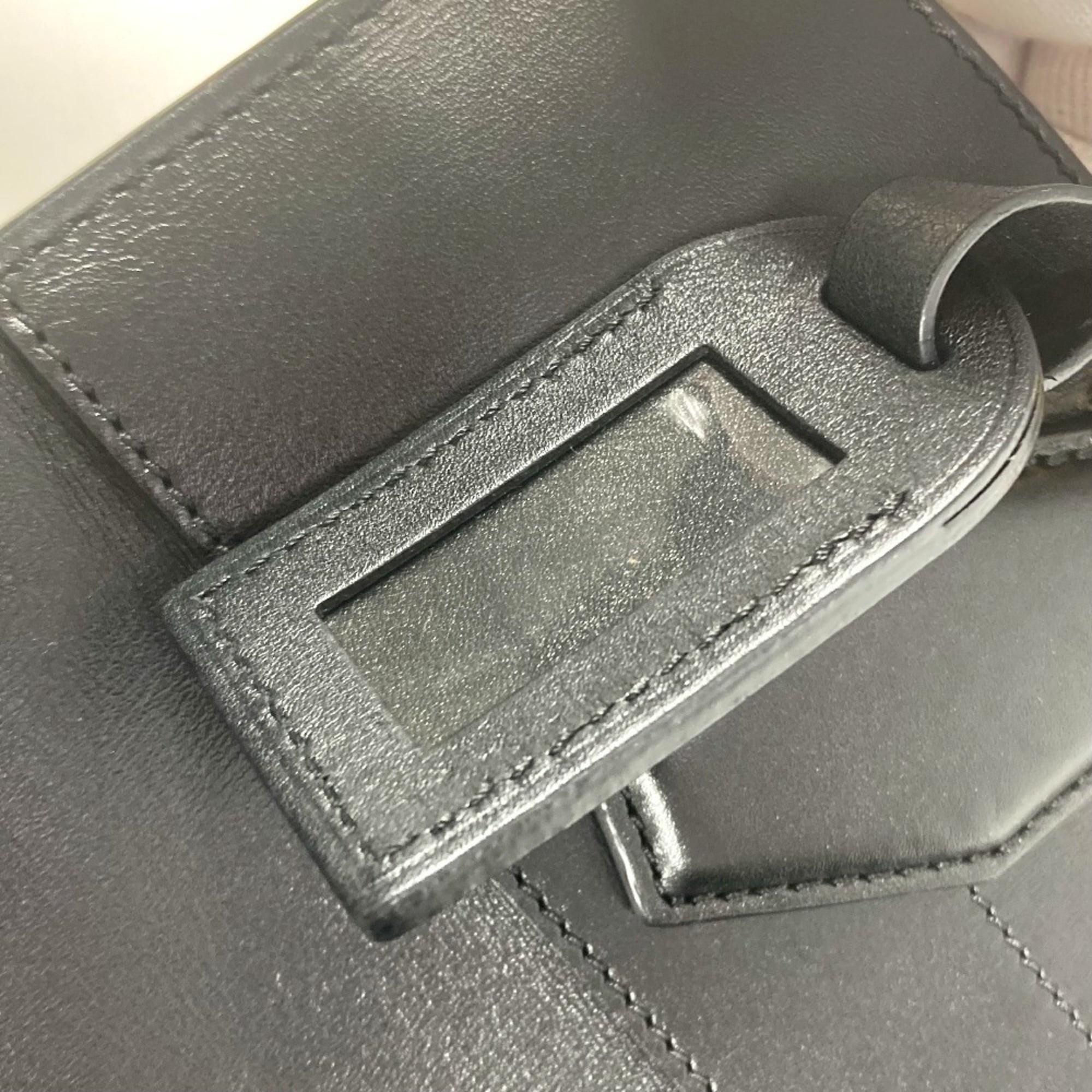 Louis Vuitton Black Noir Leather Handbag (Pre-Owned)