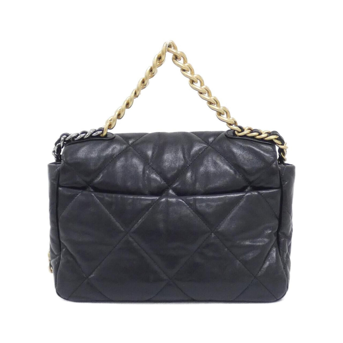 Chanel Black Leather Shoulder Bag (Pre-Owned)