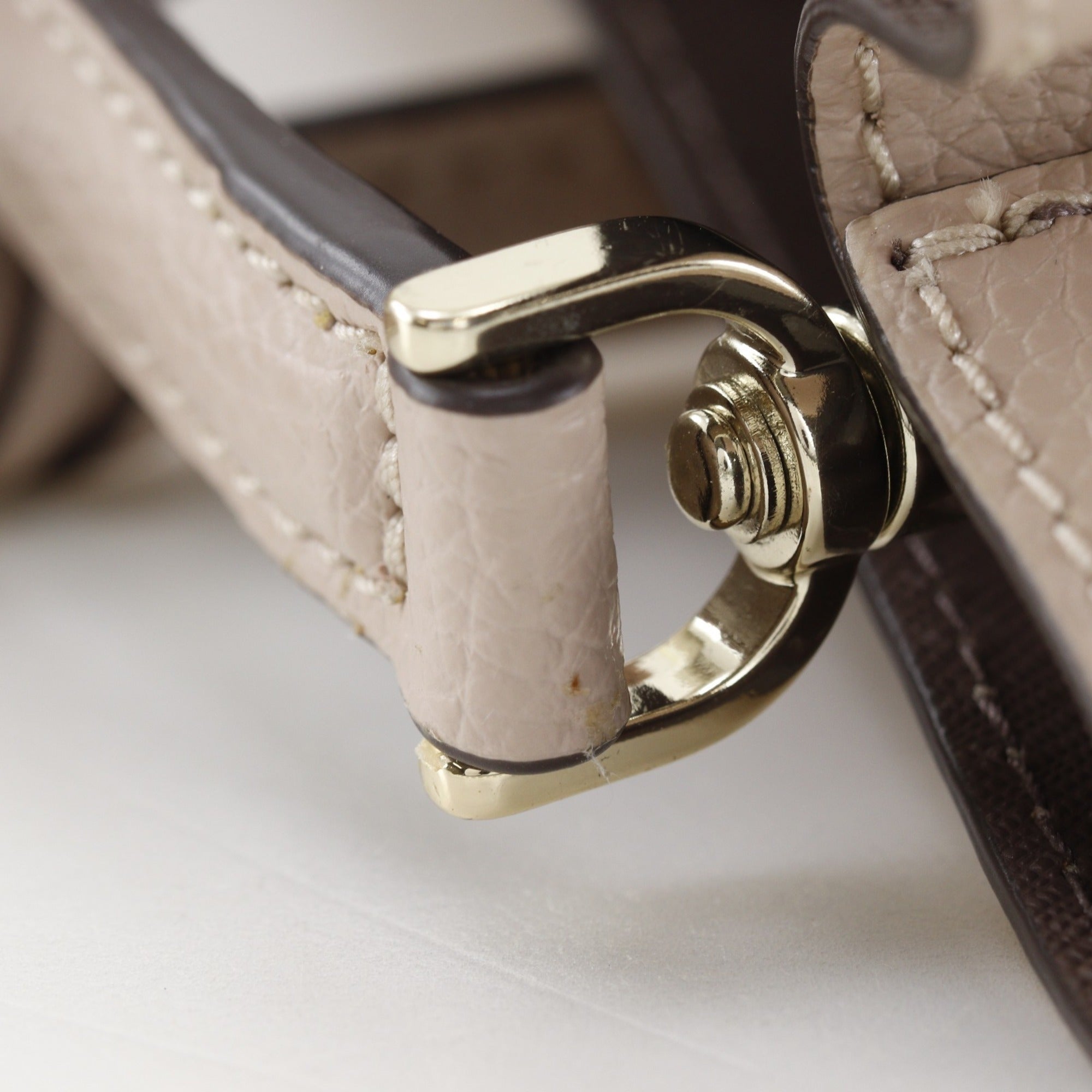 Kate Spade Beige Leather Tote Bag (Pre-Owned)