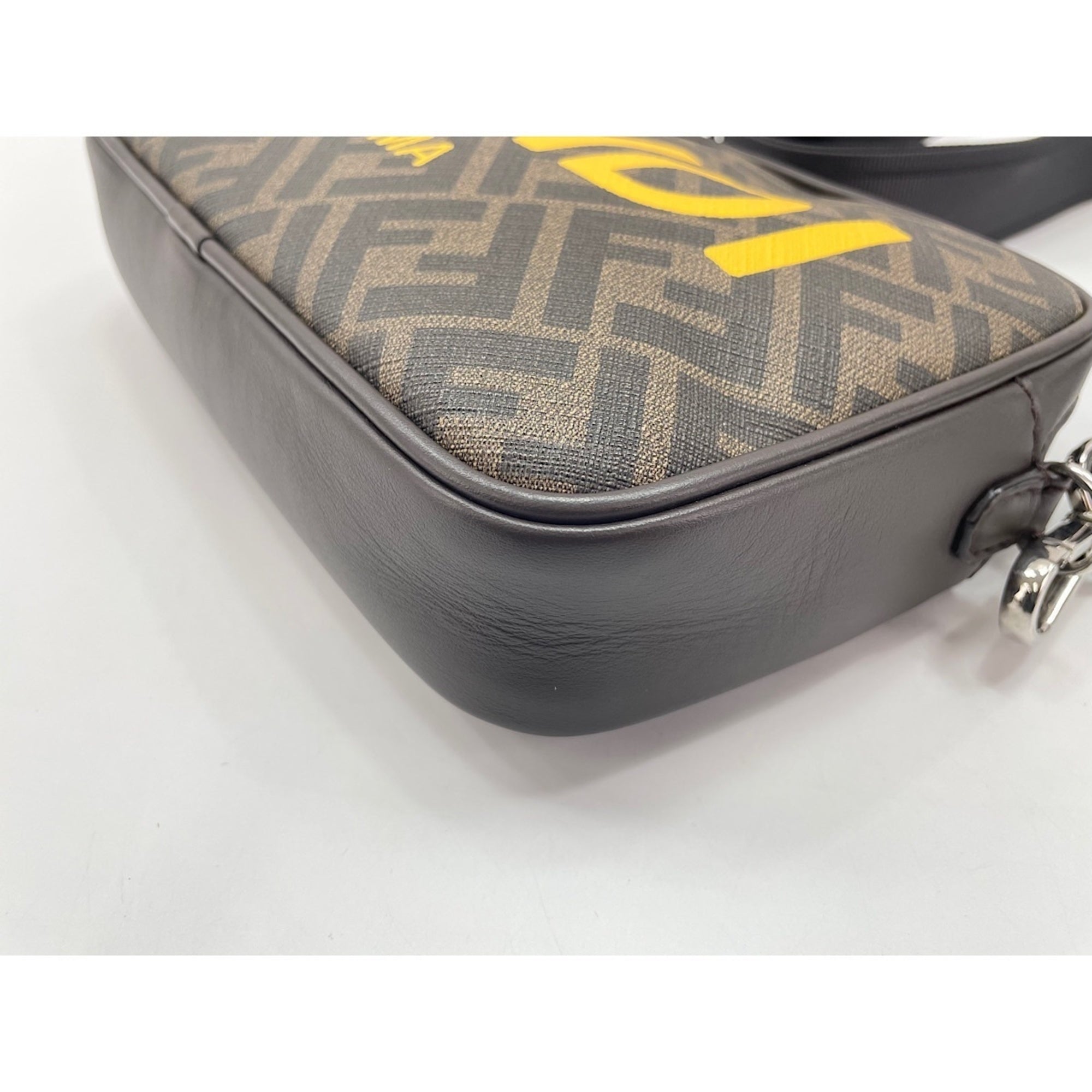 Fendi Brown Zucca Shoulder Bag (Pre-Owned)