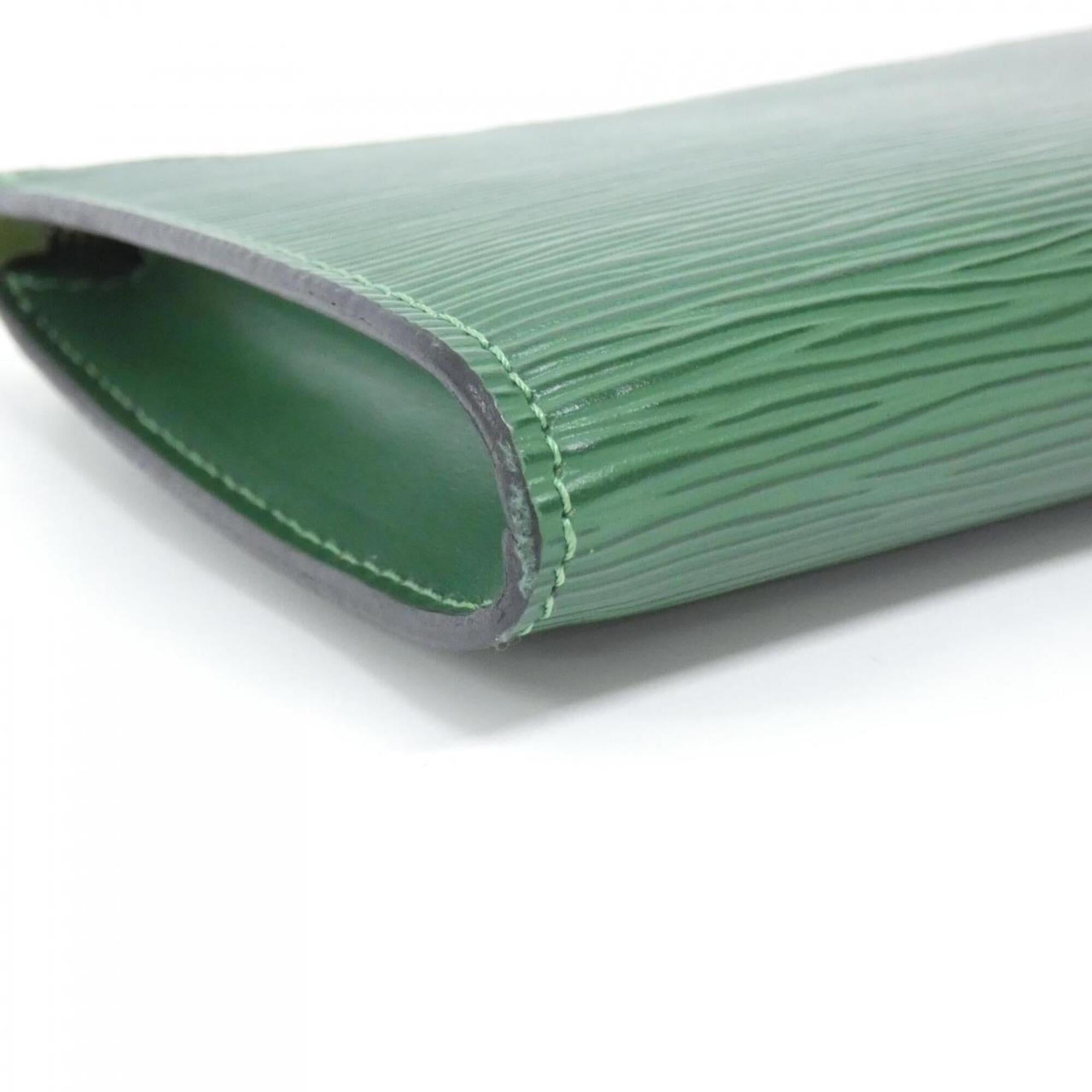 Louis Vuitton Epi Green Leather Pochette (Pre-Owned)