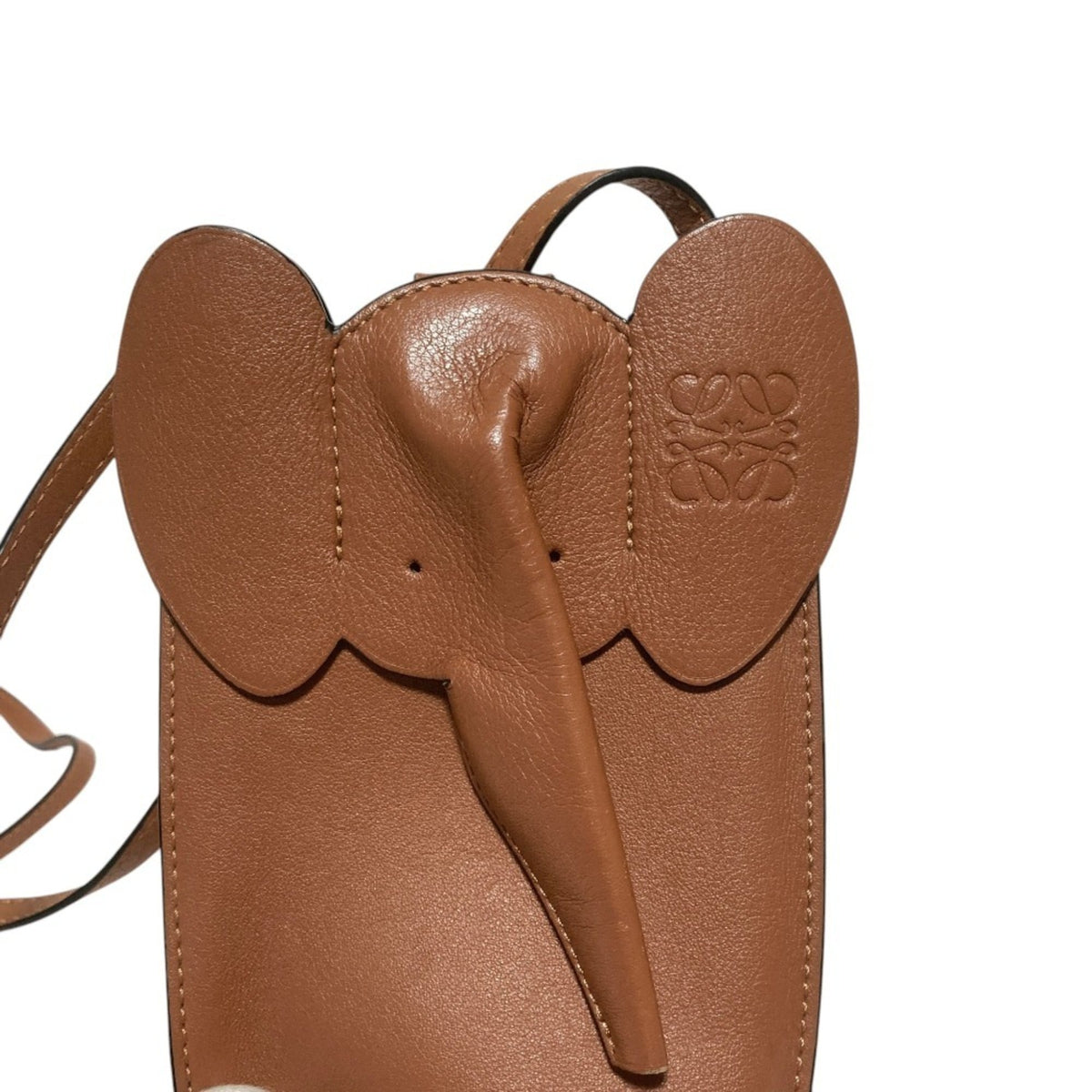 Loewe Brown Shoulder Bag (Pre-Owned)