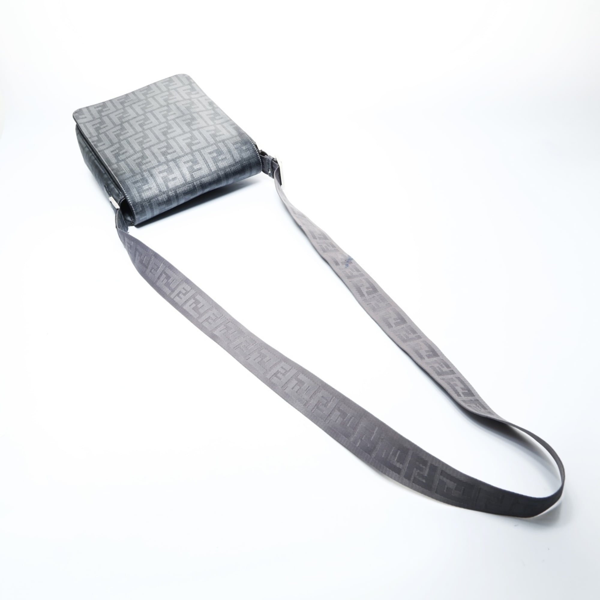 Fendi Zucca Gray Pvc Shoulder Bag (Pre-Owned)