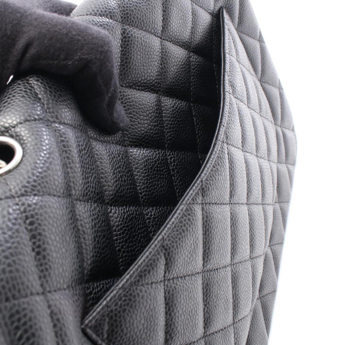 Chanel Black Grained Calfskin Handbag Shoulder Bag (Pre-Owned)