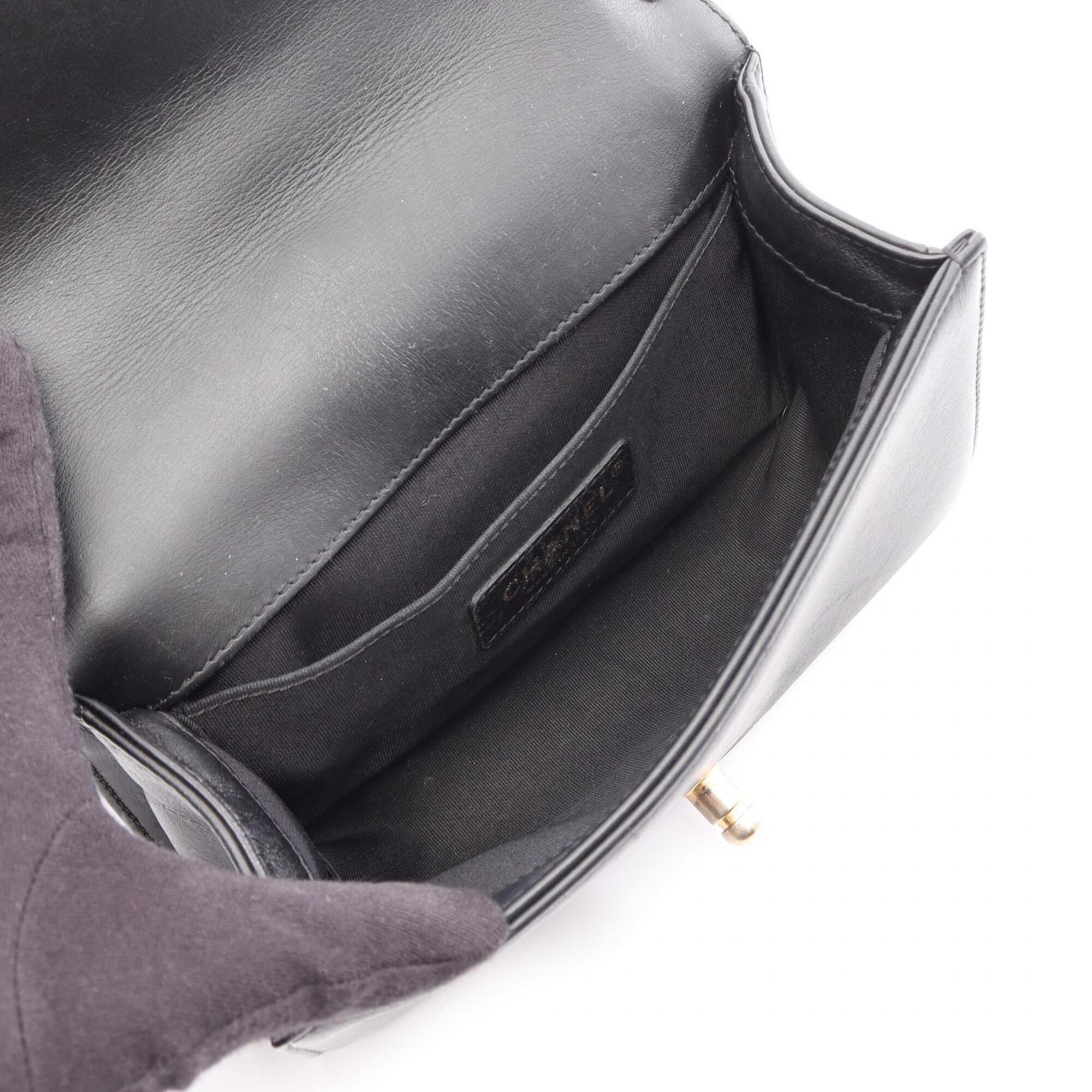 Chanel Black Leather Handbag Shoulder Bag (Pre-Owned)
