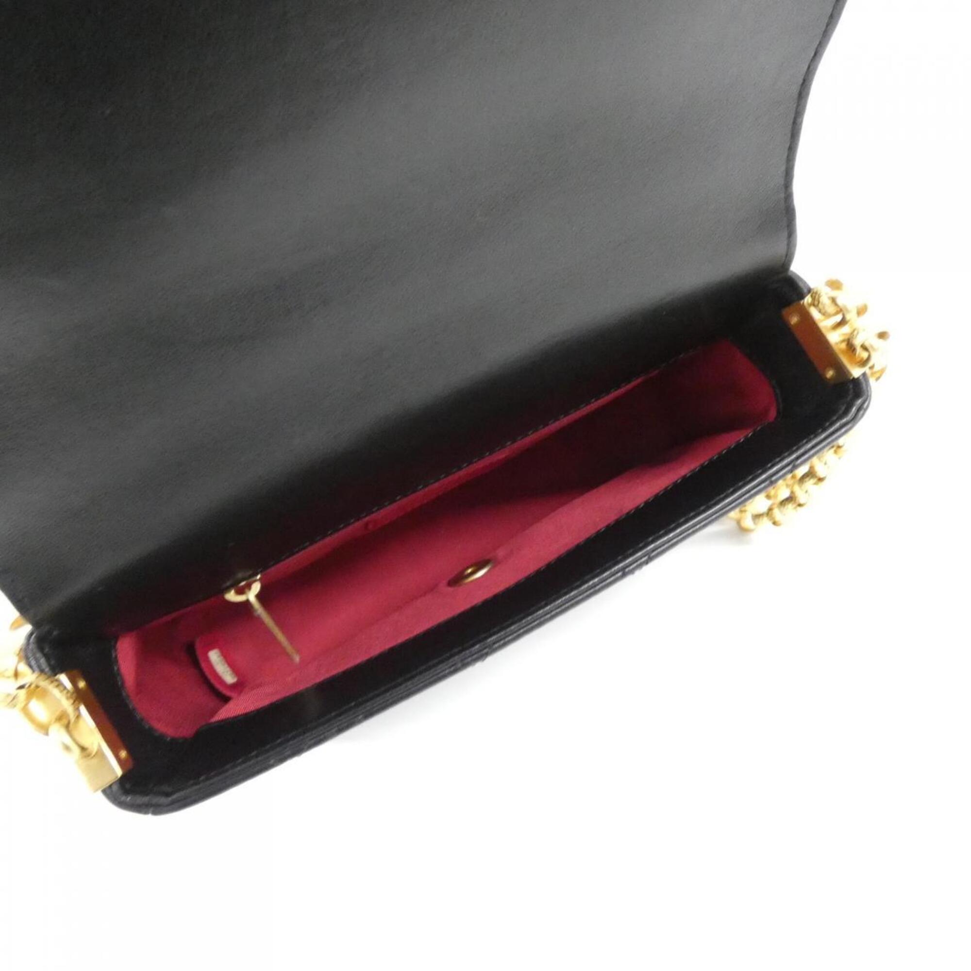 Chanel Black Leather Shoulder Bag (Pre-Owned)