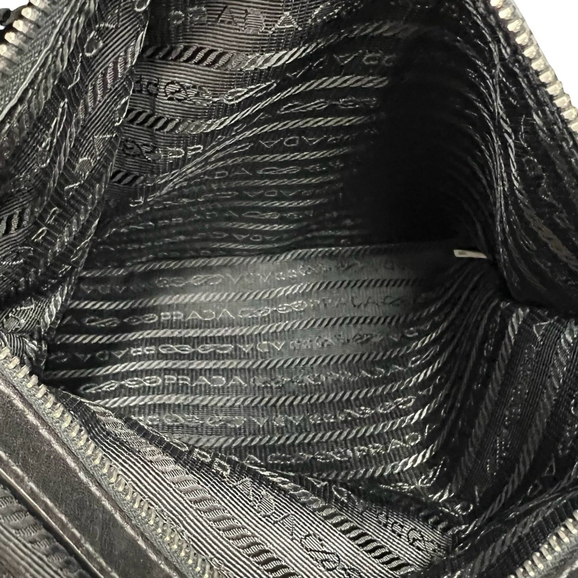 Prada Black Leather Shoulder Bag Tote Bag (Pre-Owned)