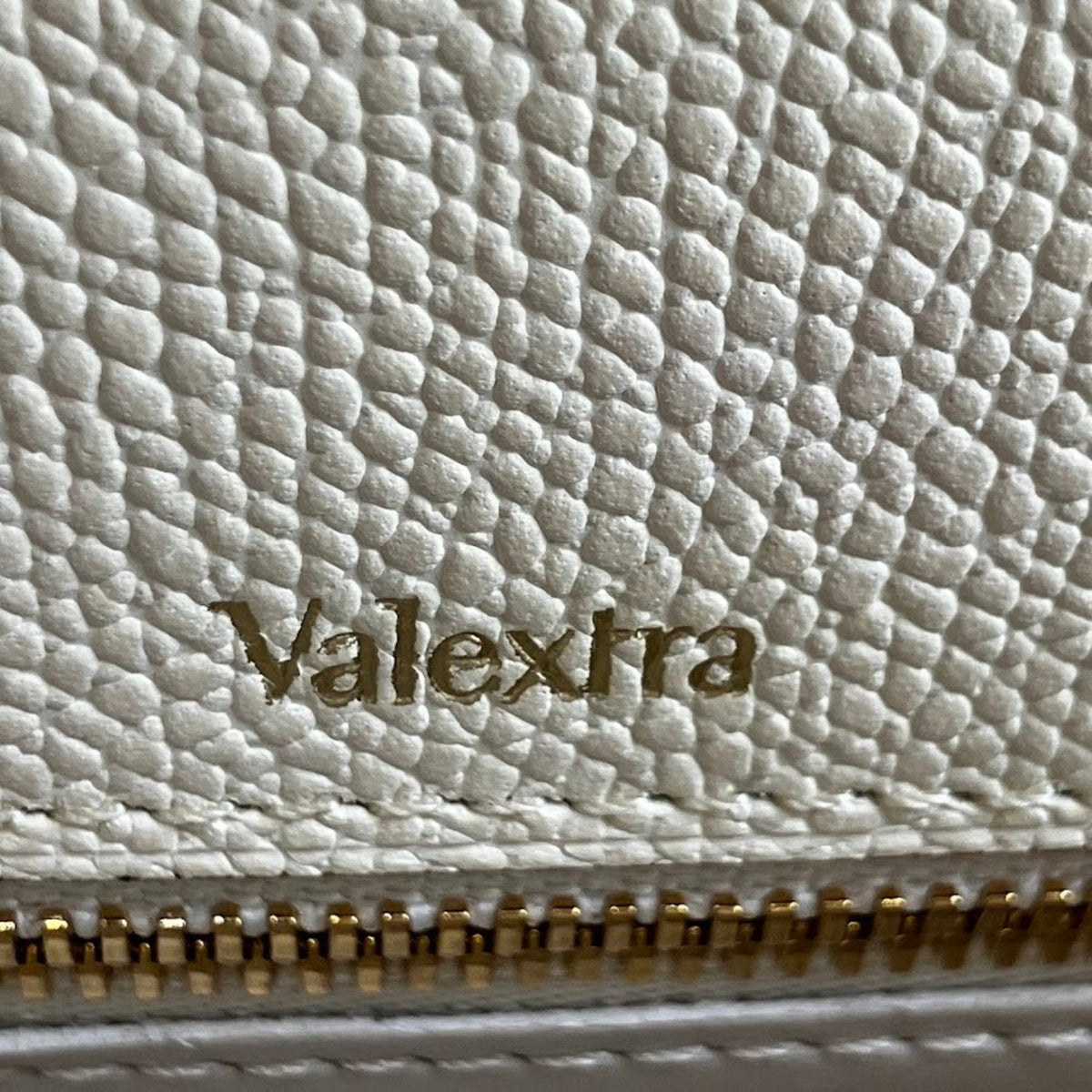 Valextra White Leather Handbag Shoulder Bag (Pre-Owned)