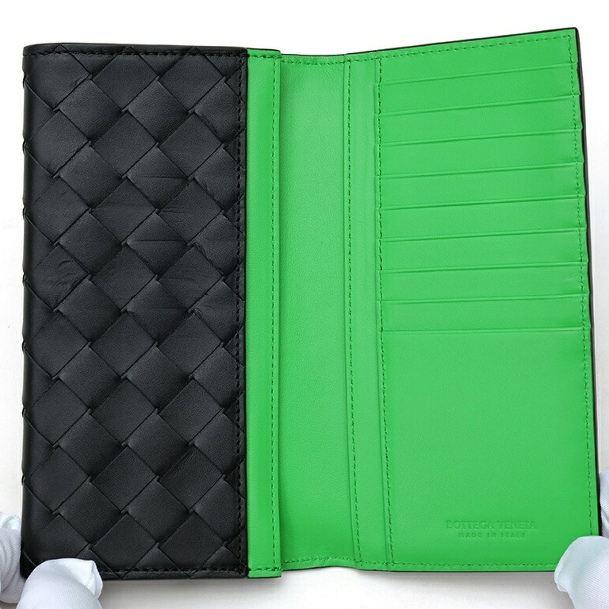 Bottega Veneta Black Green Leather Long Wallet (Bi-Fold) (Pre-Owned)