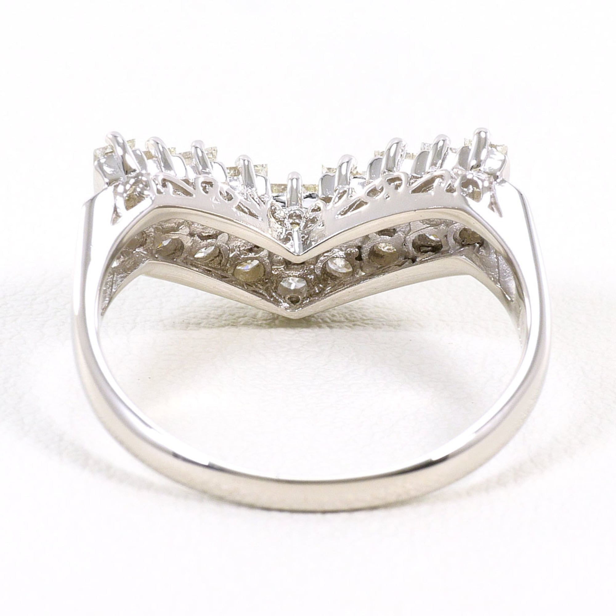 Unbranded Platinum Platinum 900 Band Ring (Pre-Owned)