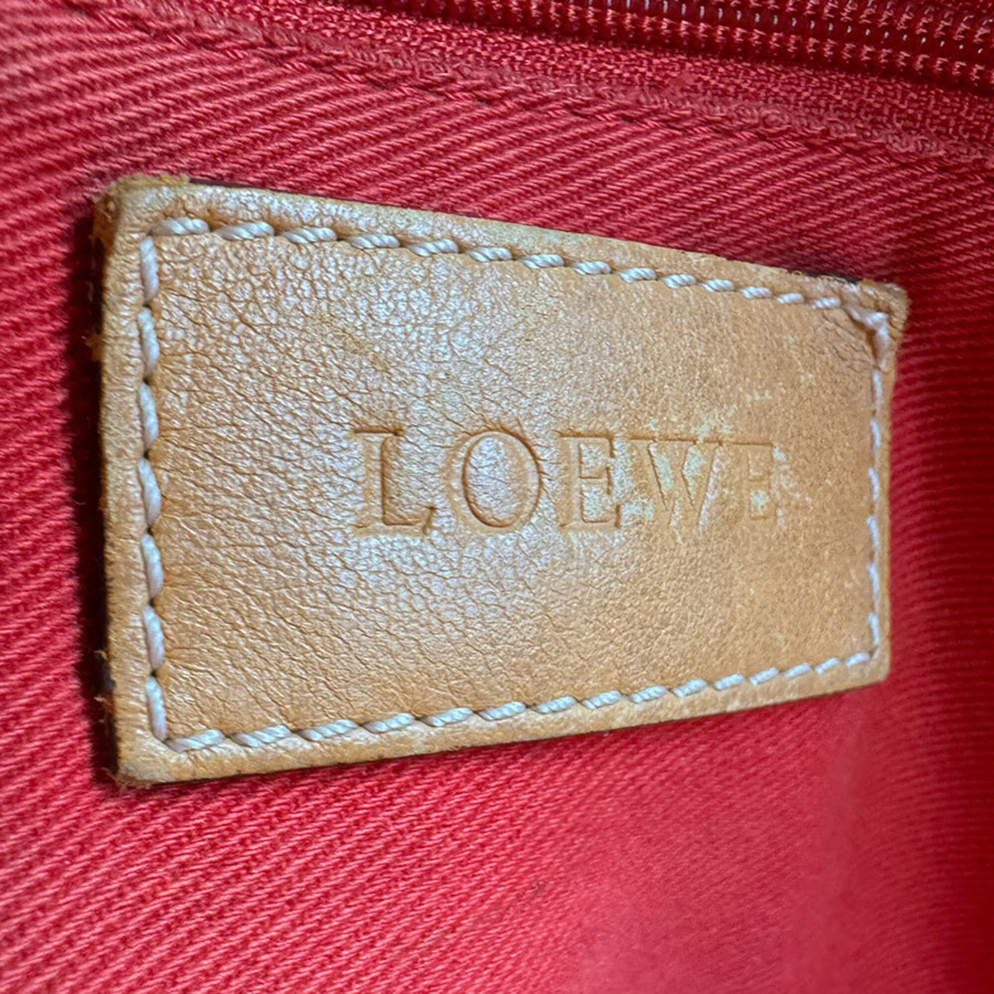 Loewe Light Brown Leather Shoulder Bag (Pre-Owned)