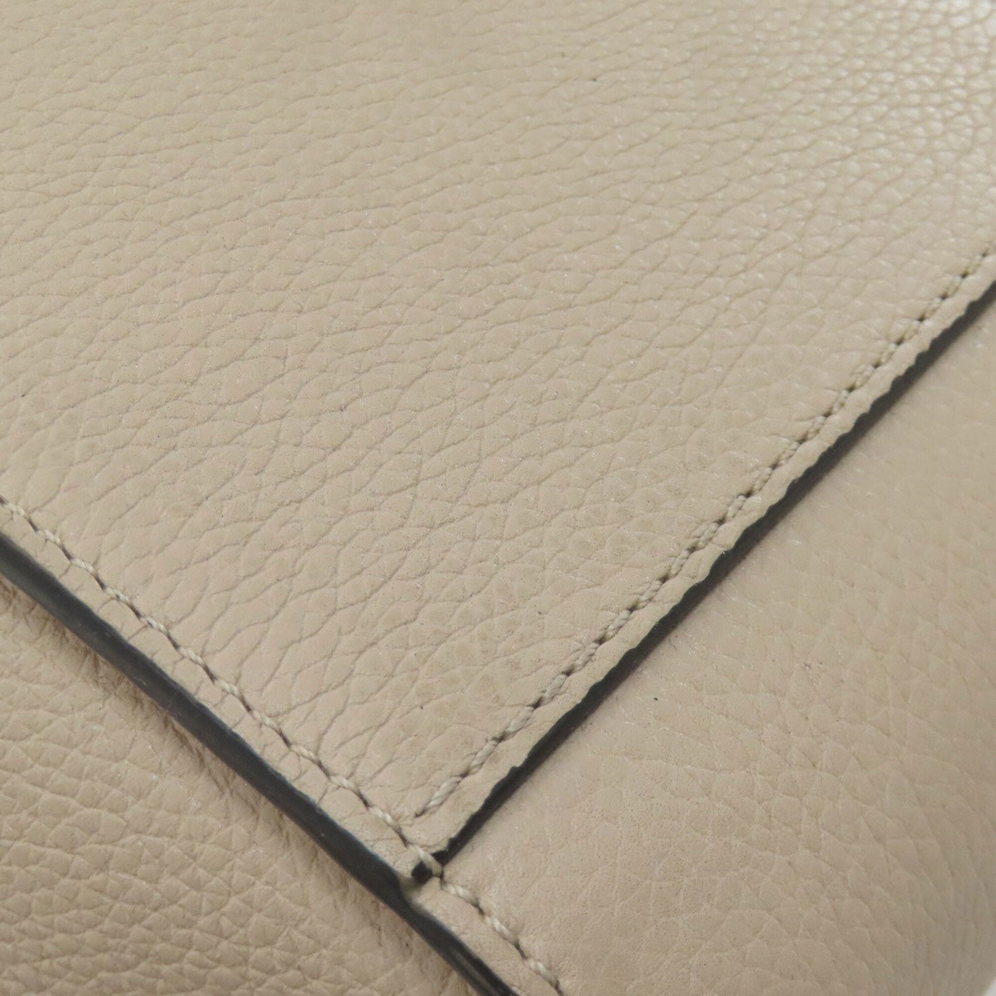 Loewe Grayish Leather Handbag (Pre-Owned)