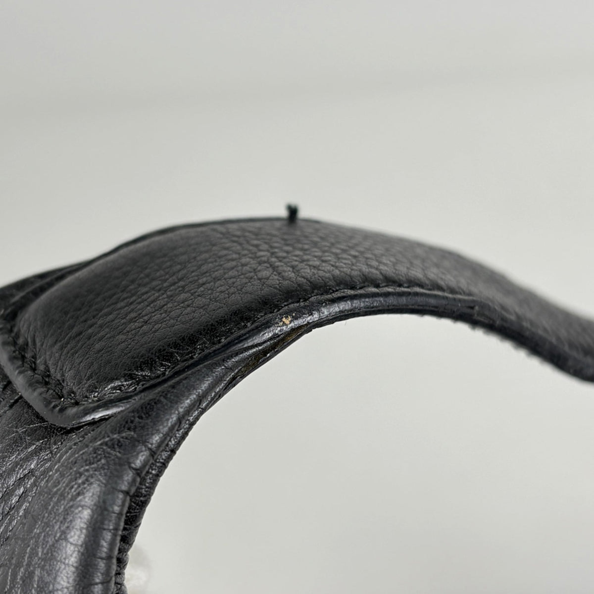 Gucci Soho Black Leather Shoulder Bag (Pre-Owned)