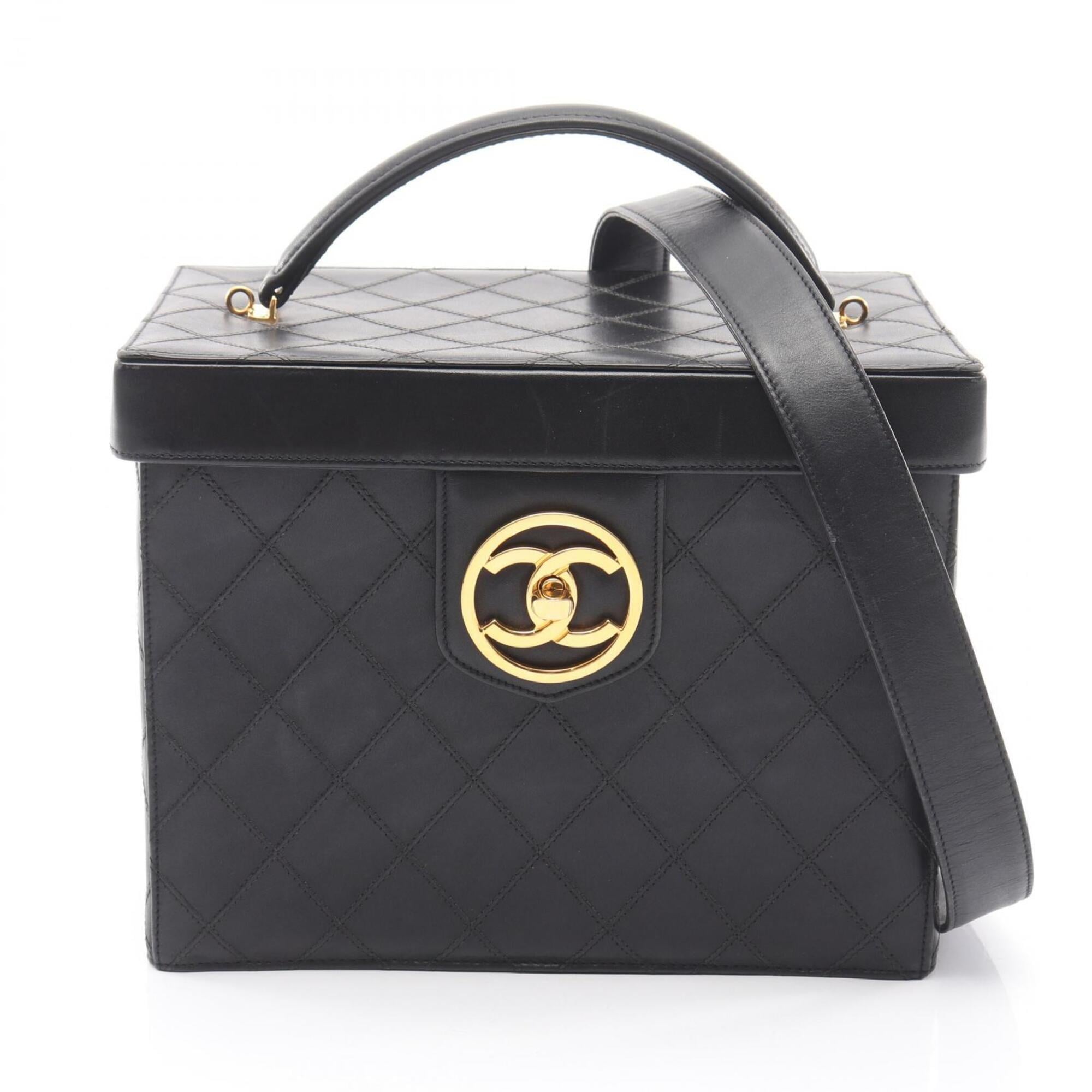 Chanel Black Leather Handbag (Pre-Owned)