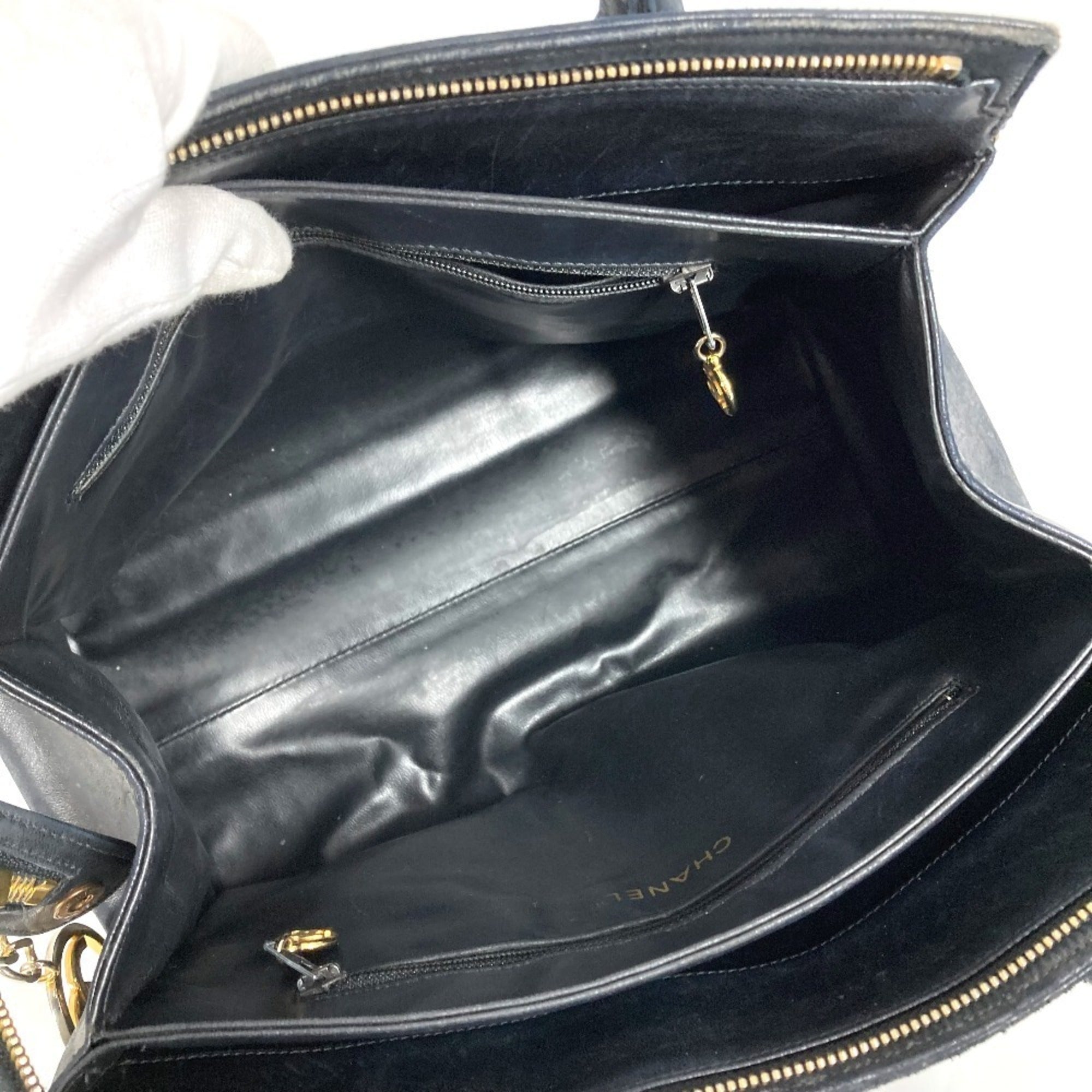 Chanel Black Leather Handbag Tote Bag (Pre-Owned)