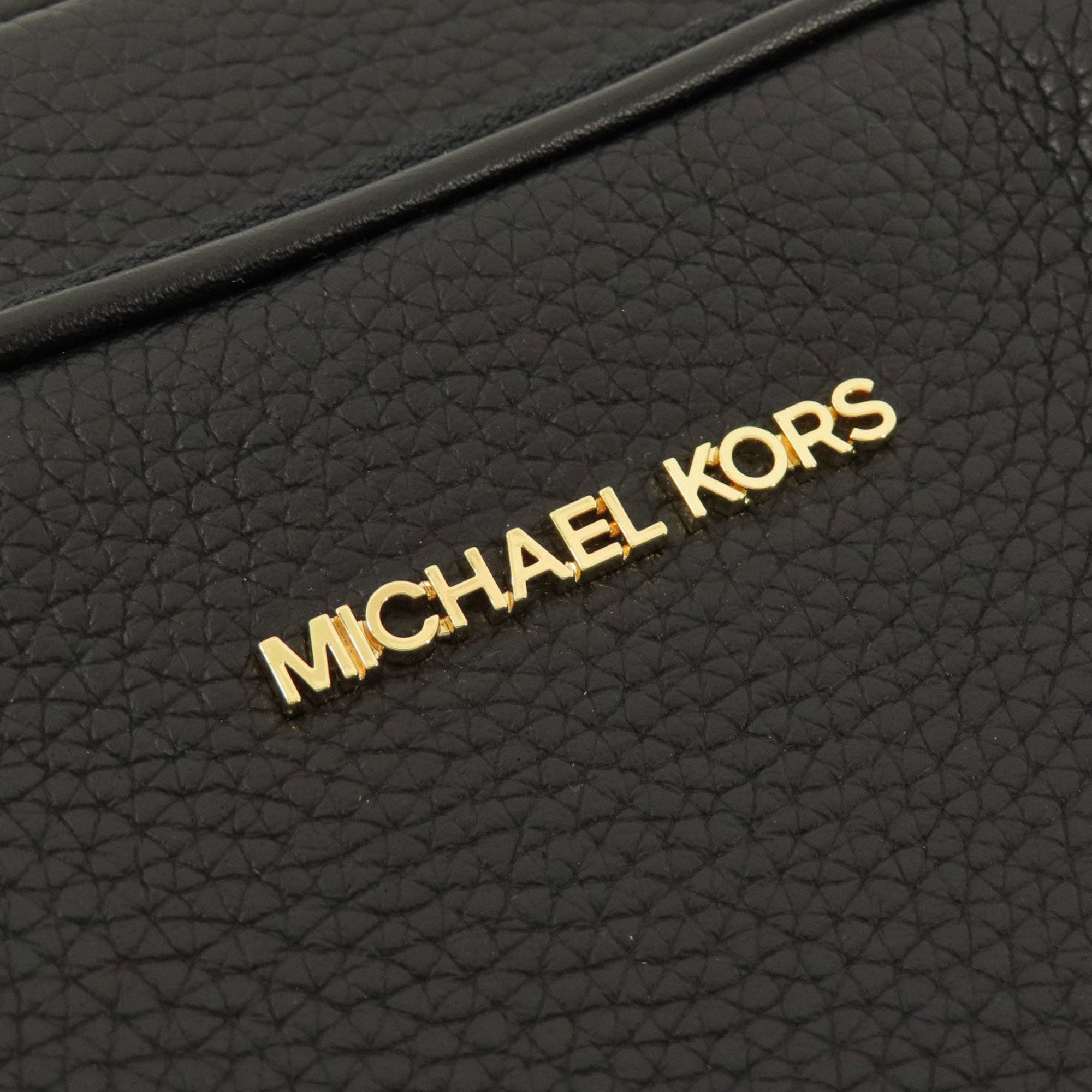 Michael Kors Black Leather Shoulder Bag (Pre-Owned)