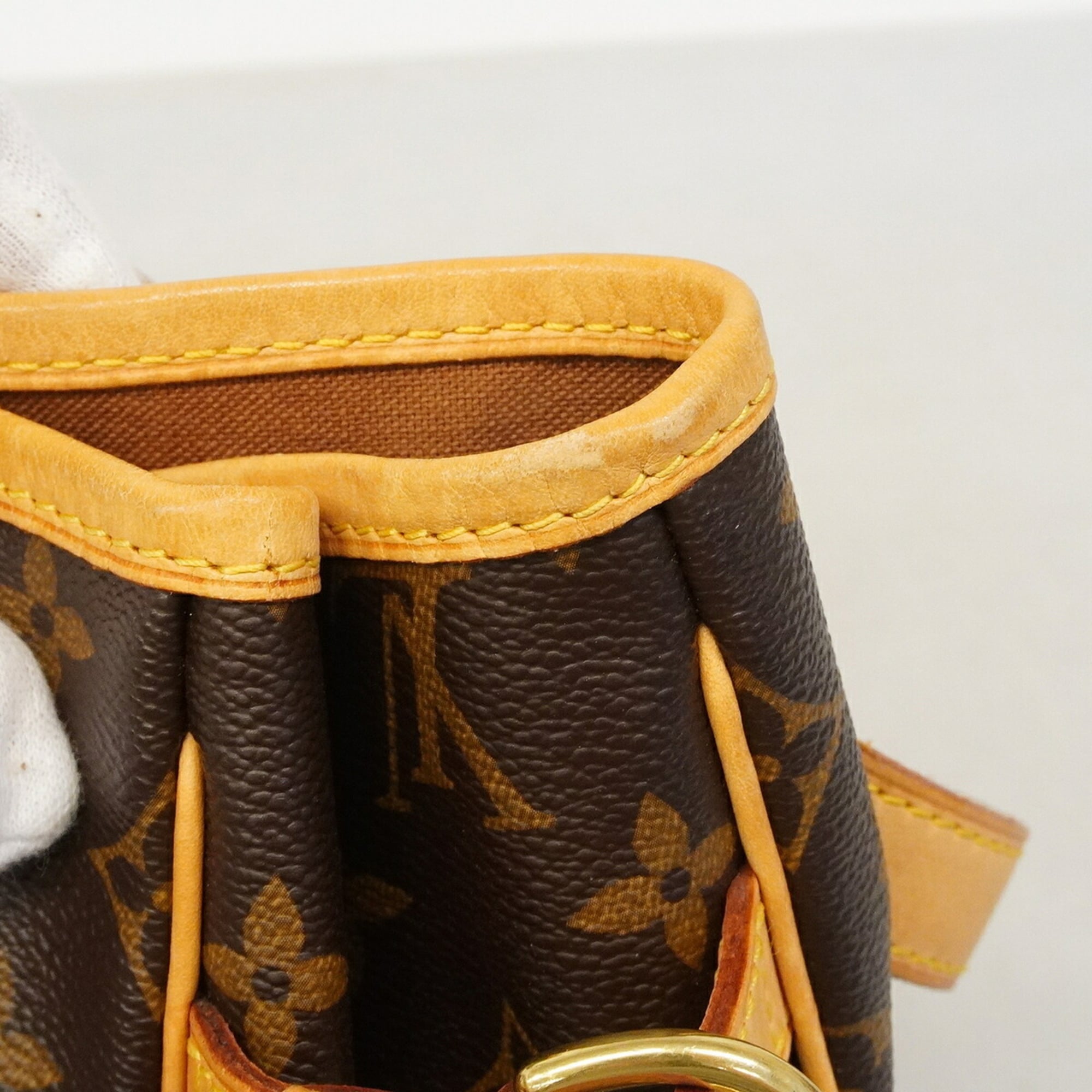 Louis Vuitton Brown Handbag (Pre-Owned)
