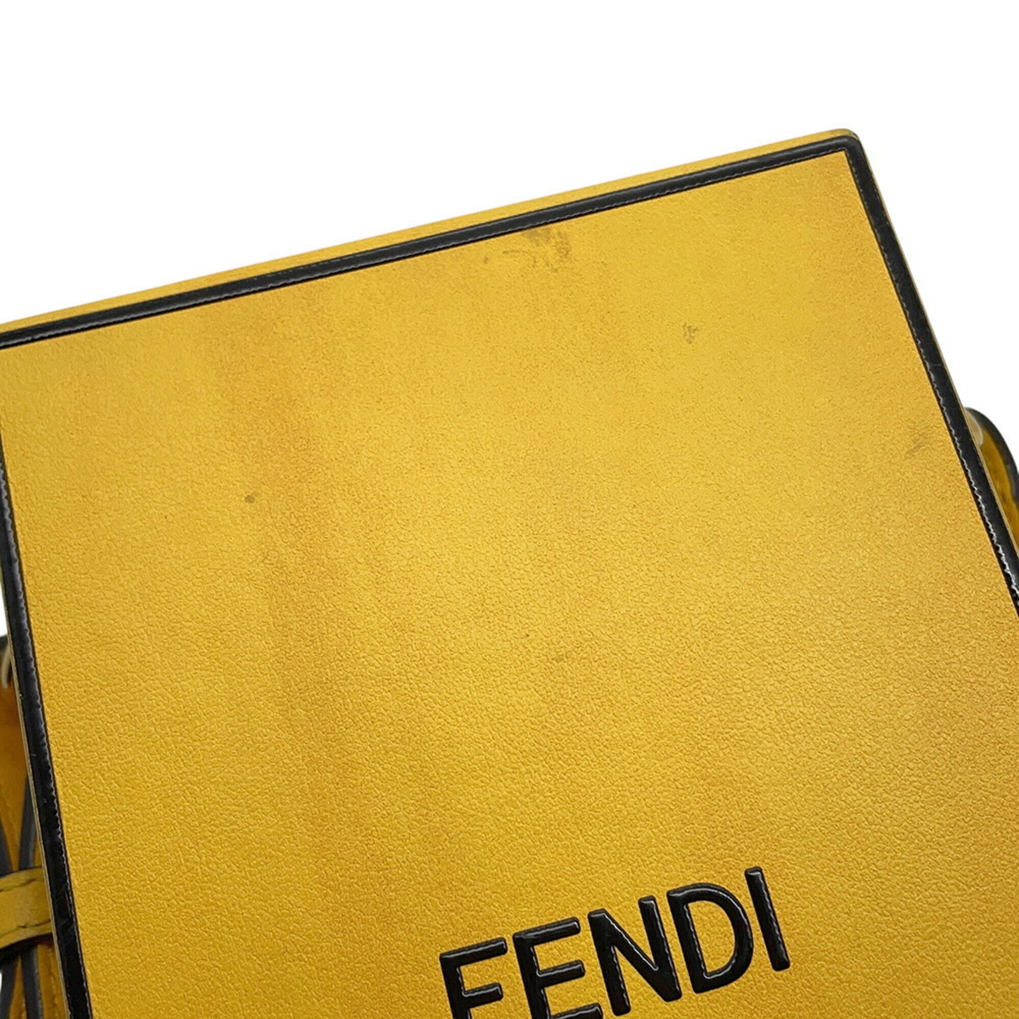 Fendi Yellow Leather Shoulder Bag (Pre-Owned)