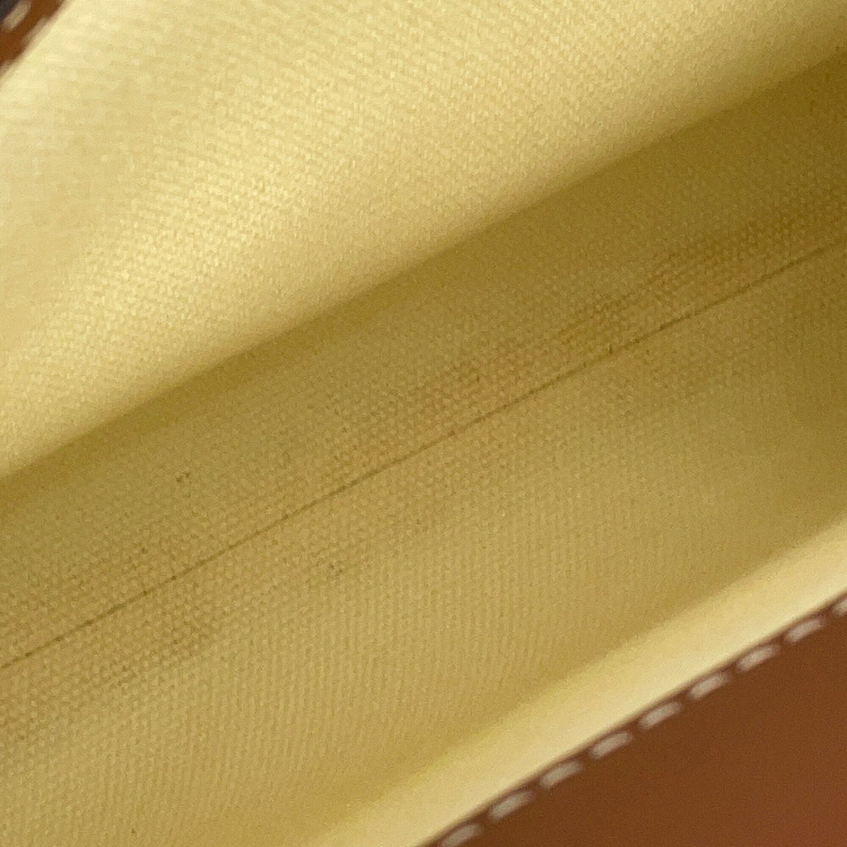 Burberry Brown Canvas Leather Handbag (Pre-Owned)