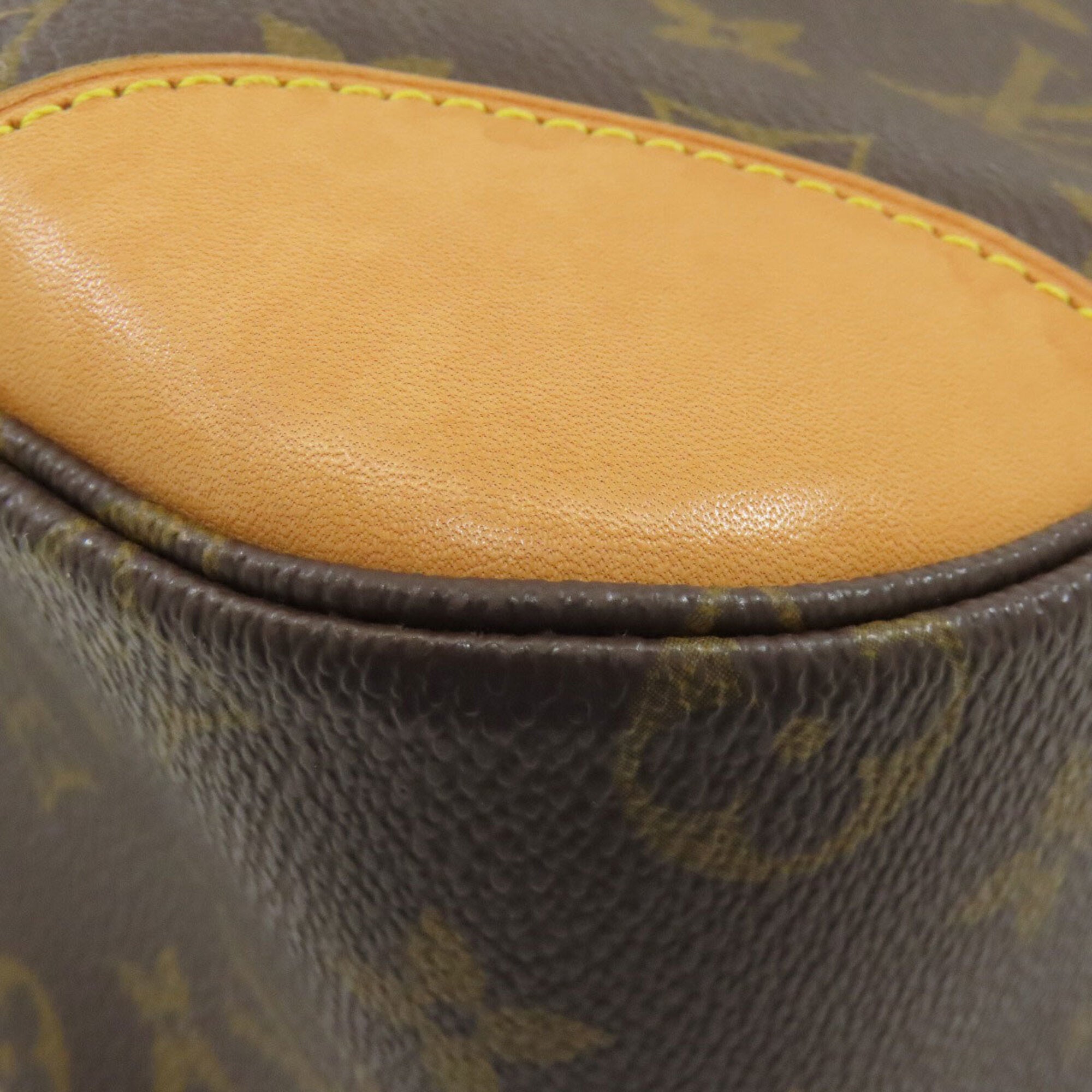 Louis Vuitton Monogram Monogram Canvas Shoulder Bag (Pre-Owned)