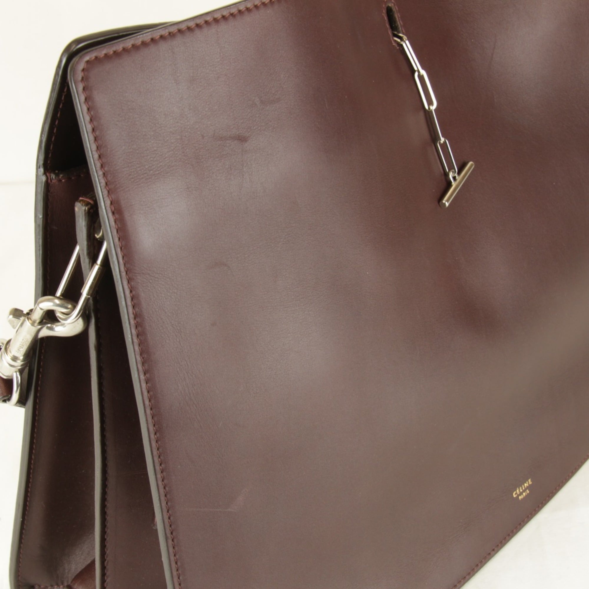 Celine Bordeaux Wine Leather Shoulder Bag (Pre-Owned)