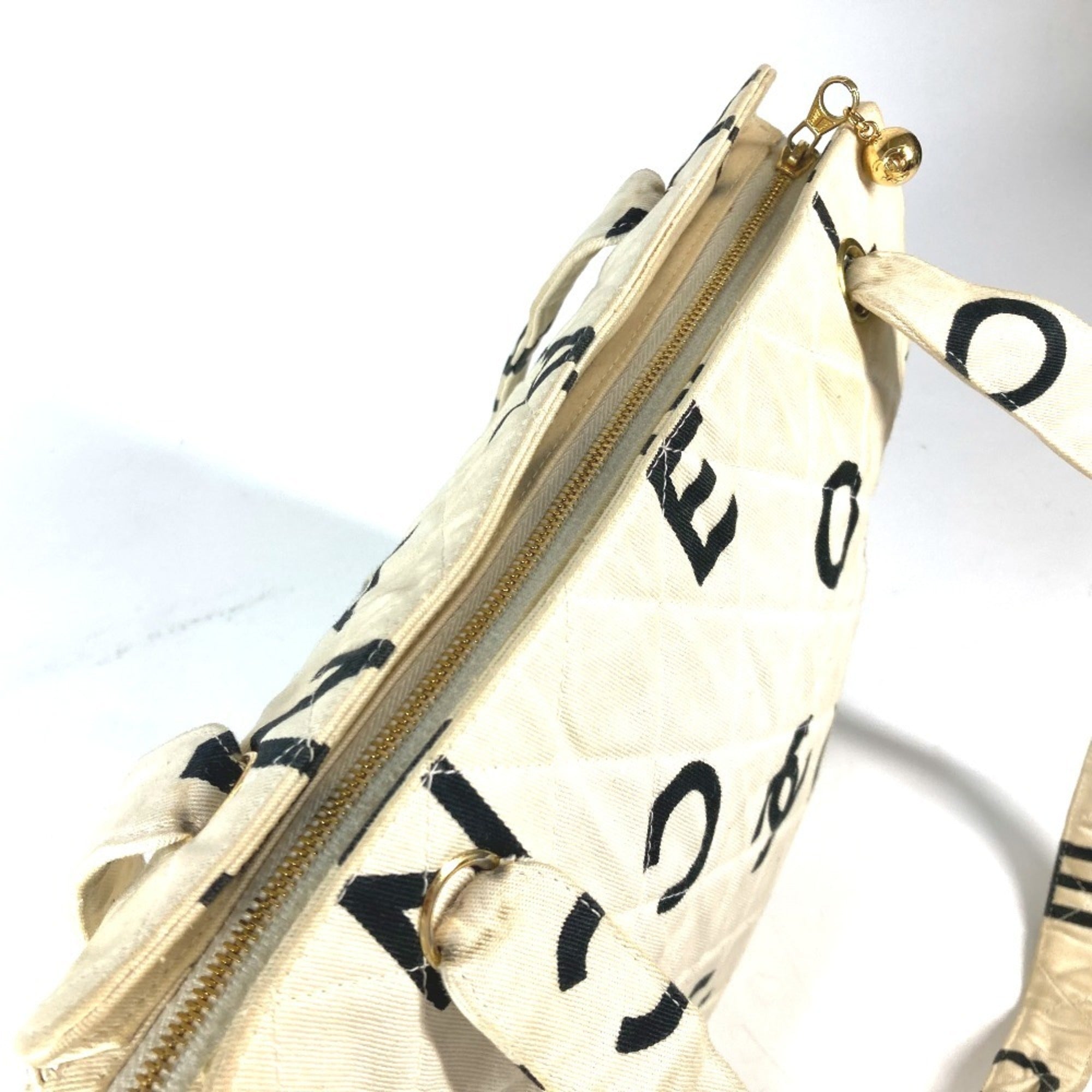 Chanel Black White Canvas Shoulder Bag Tote Bag (Pre-Owned)
