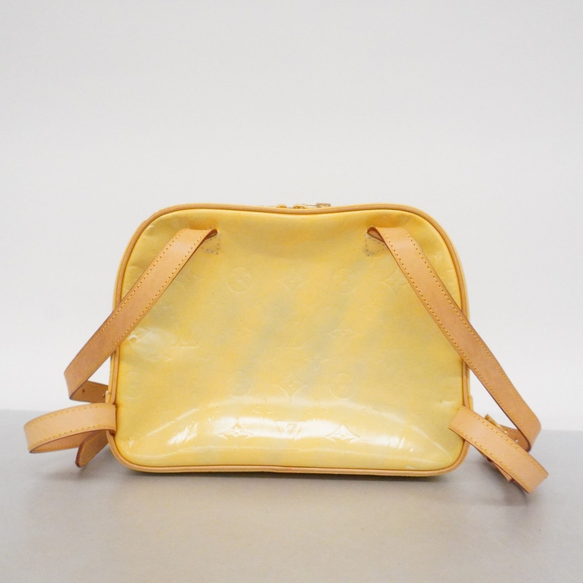 Louis Vuitton Gris Backpack (Pre-Owned)