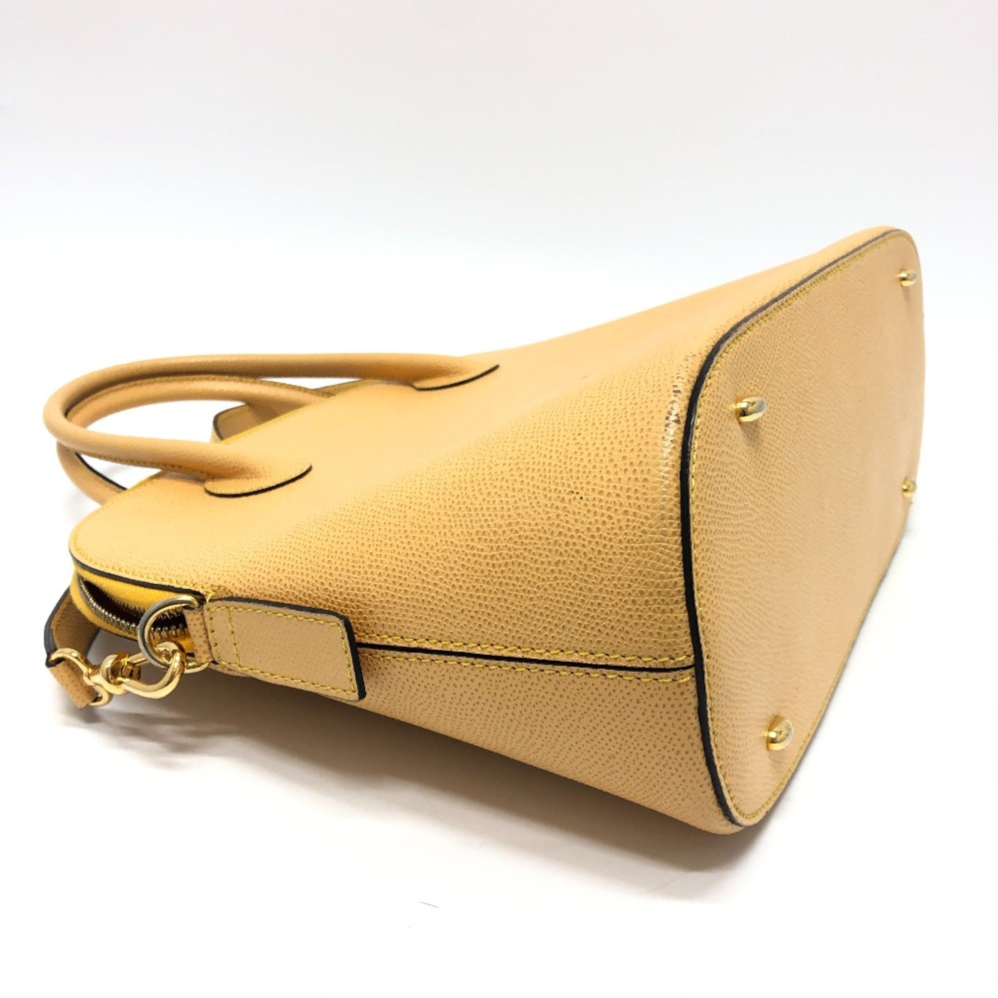 Celine Yellow Leather Shoulder Bag (Pre-Owned)