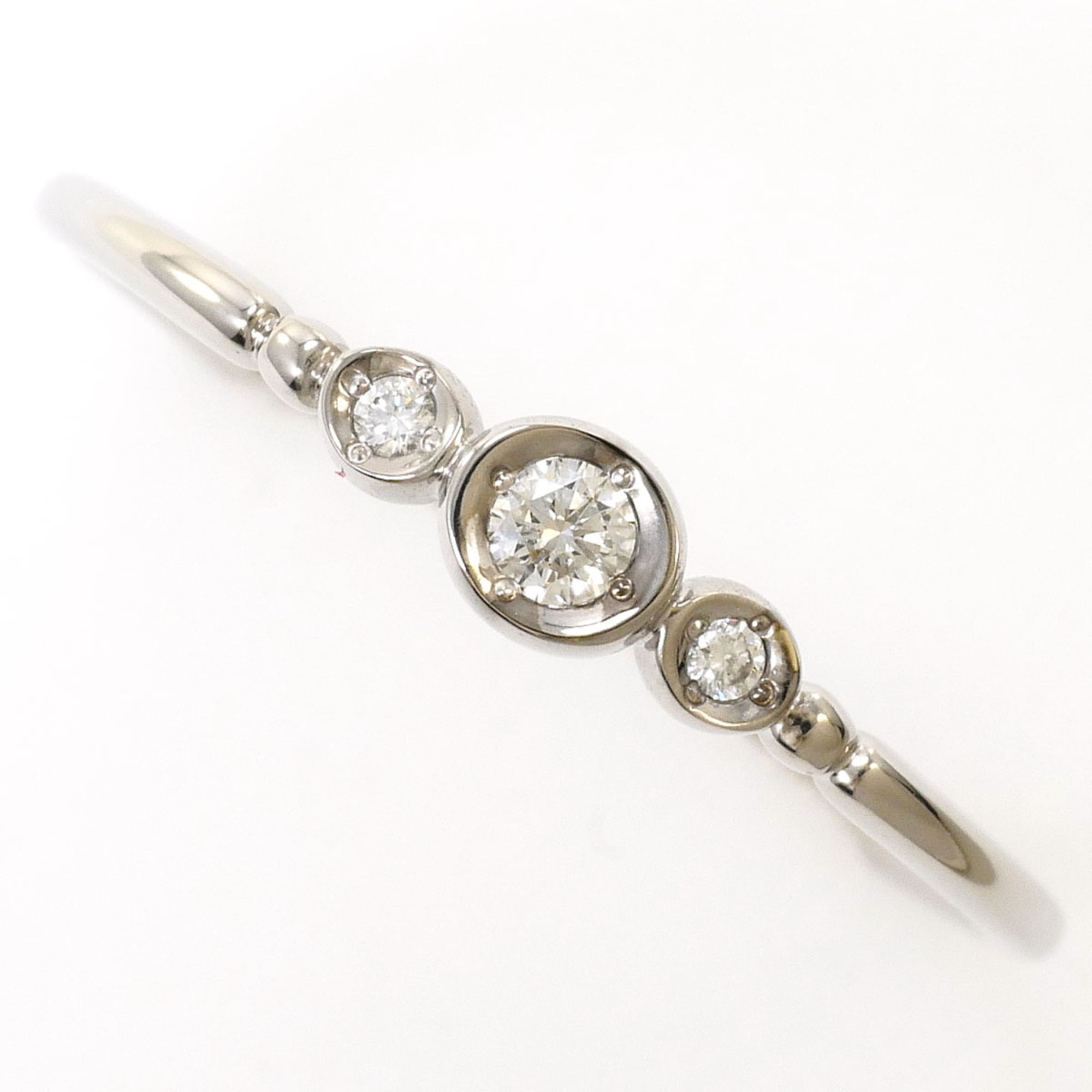 Unbranded White Gold White Gold (10K) Band Ring (Pre-Owned)