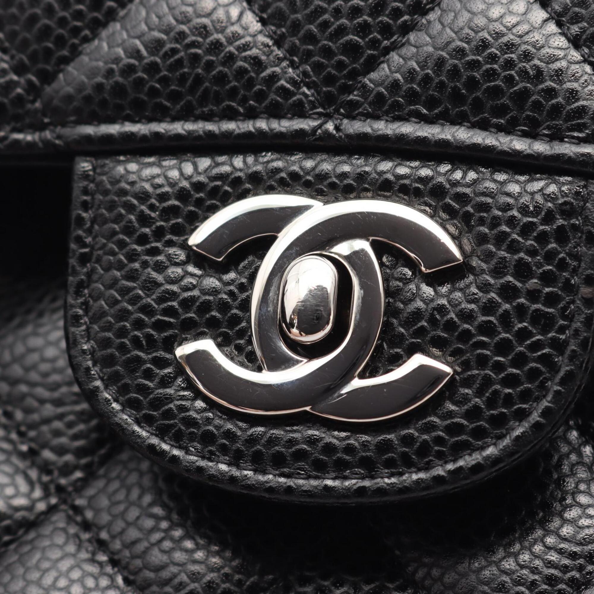 Chanel Black Grained Calfskin Handbag Shoulder Bag (Pre-Owned)