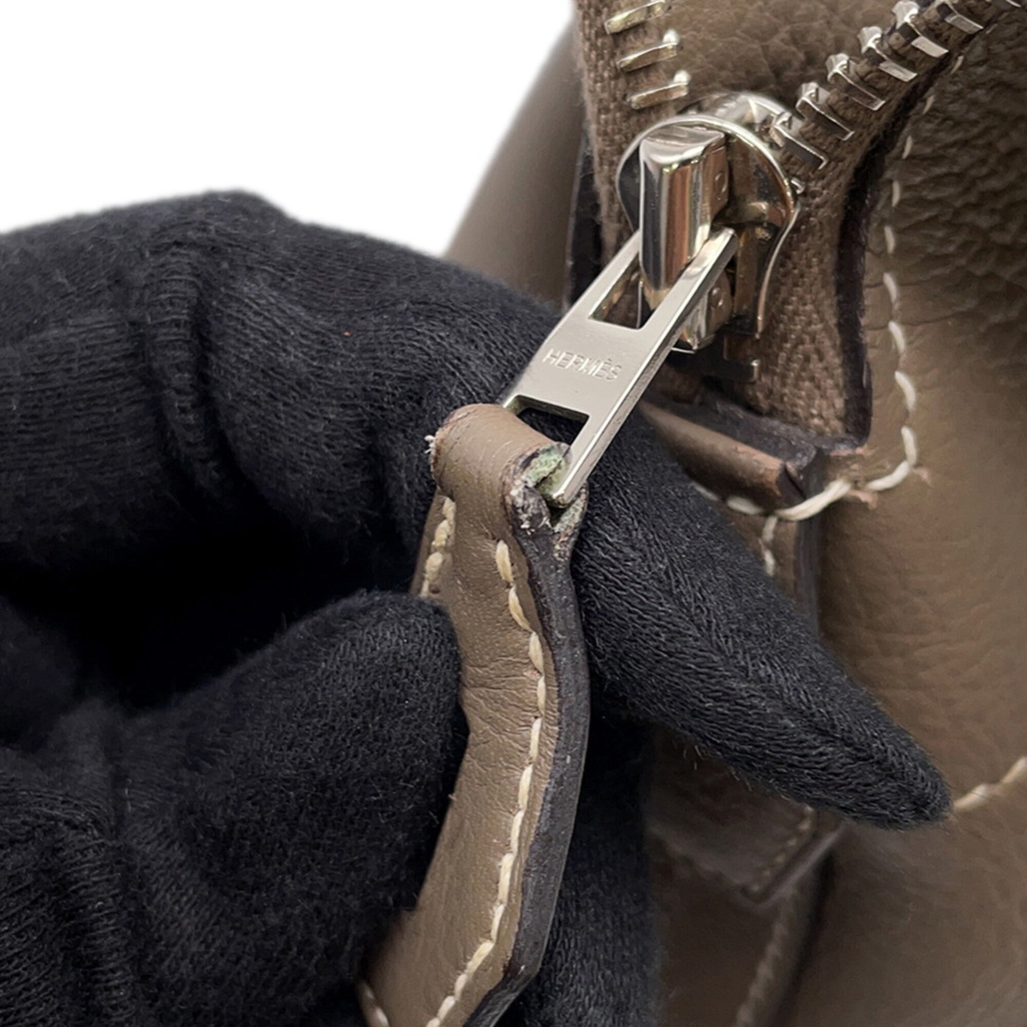 Hermes Etoupe Gray Handbag (Pre-Owned)