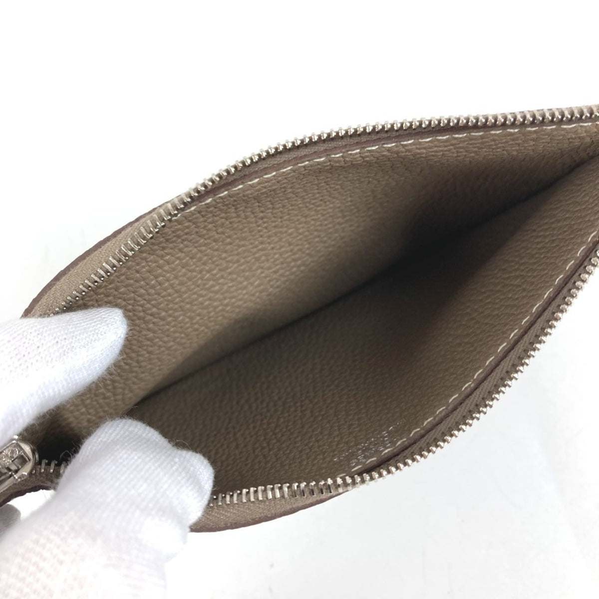 Hermes Etoupe Gray Gray Togo Leather Long Wallet (Bi-Fold) (Pre-Owned)